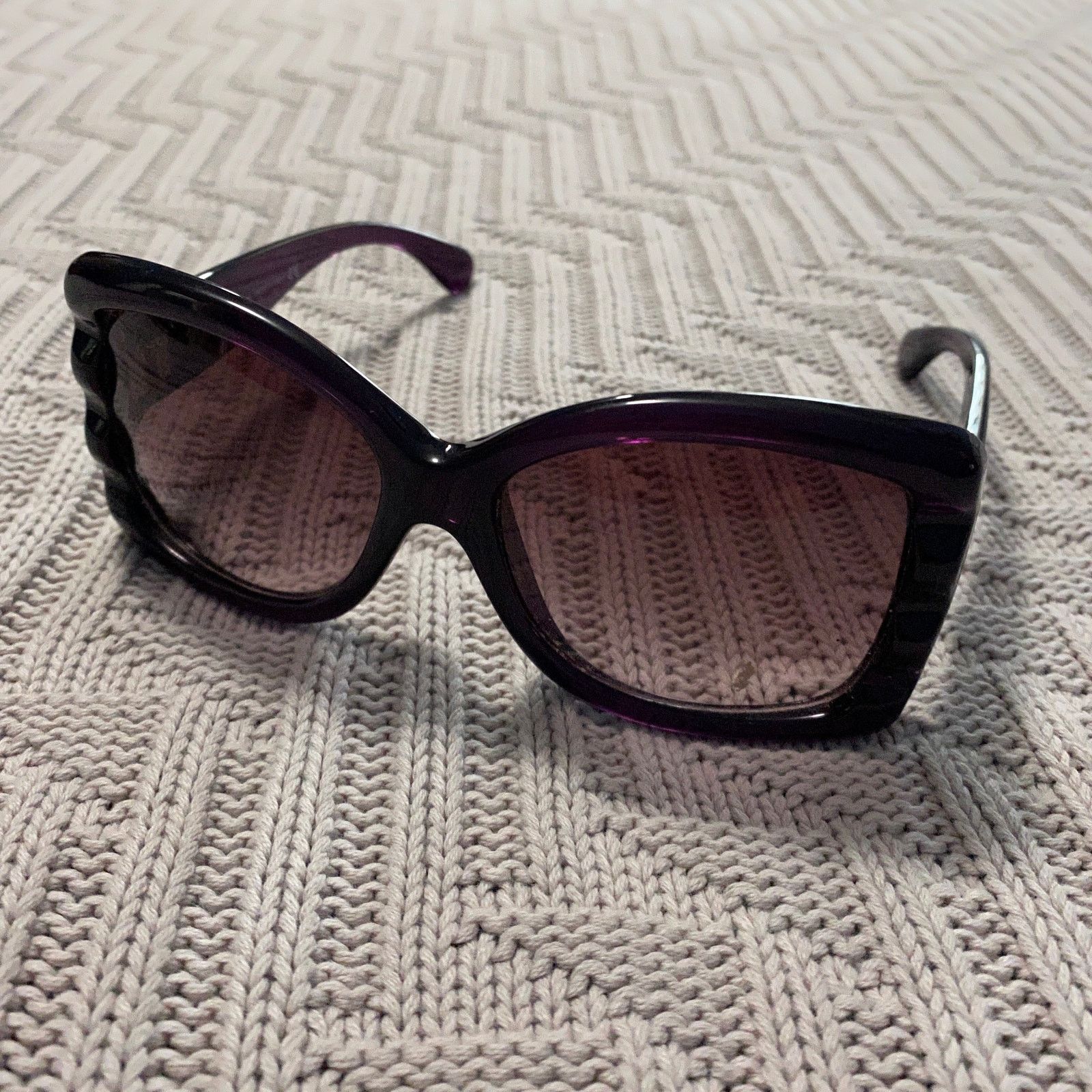 John Galliano John Galliano dark purple cat eye sunglasses Size ONE SIZE - 1 Thumbnail