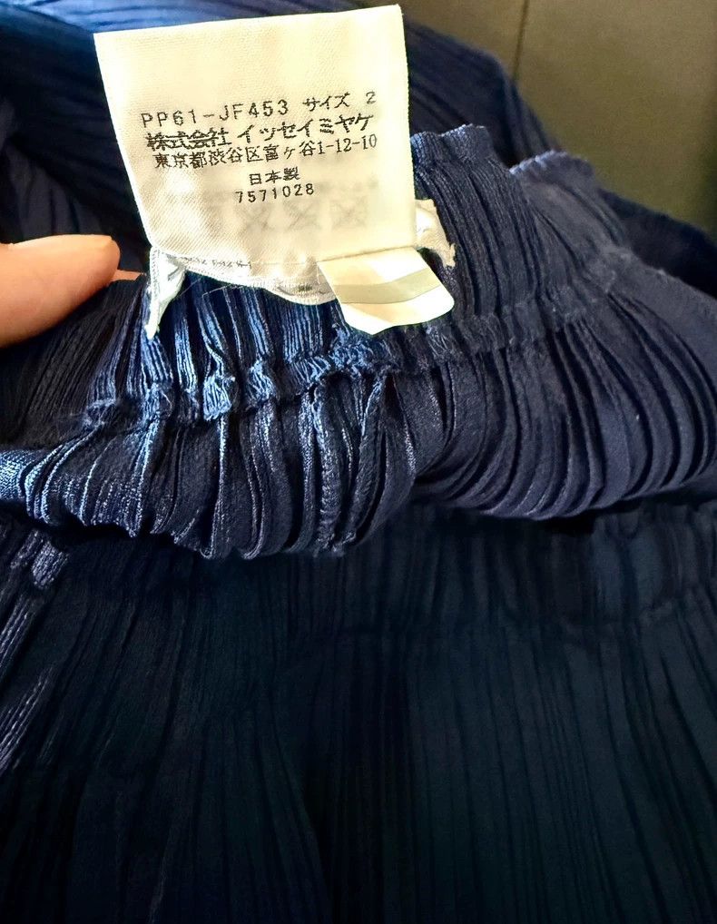 Issey Miyake issey miyake size:2 Dark blue pleated pants 2505-Nextarrow Size 42" / US 20 - 3 Thumbnail
