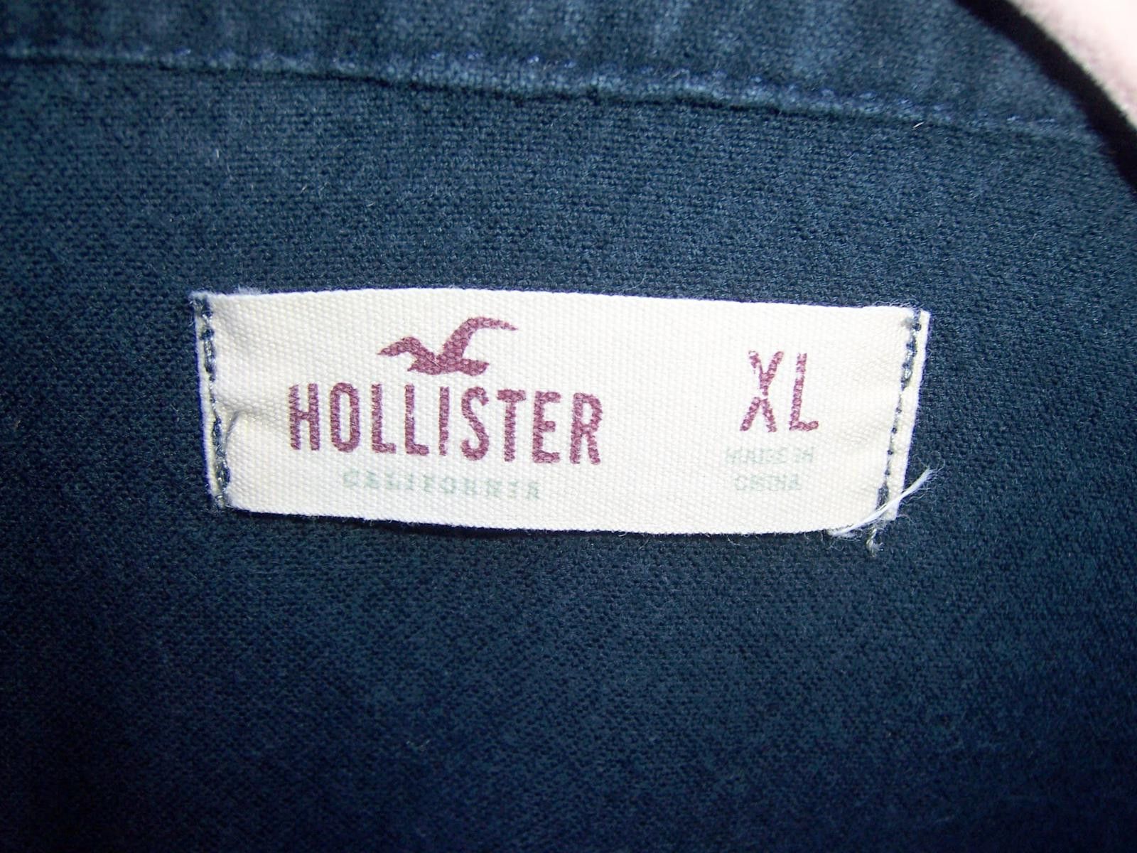 Hollister Hollister Long-Sleeve Cotton Button-Down Shirt -XL-Dark Navy Size US XL / EU 56 / 4 - 3 Thumbnail