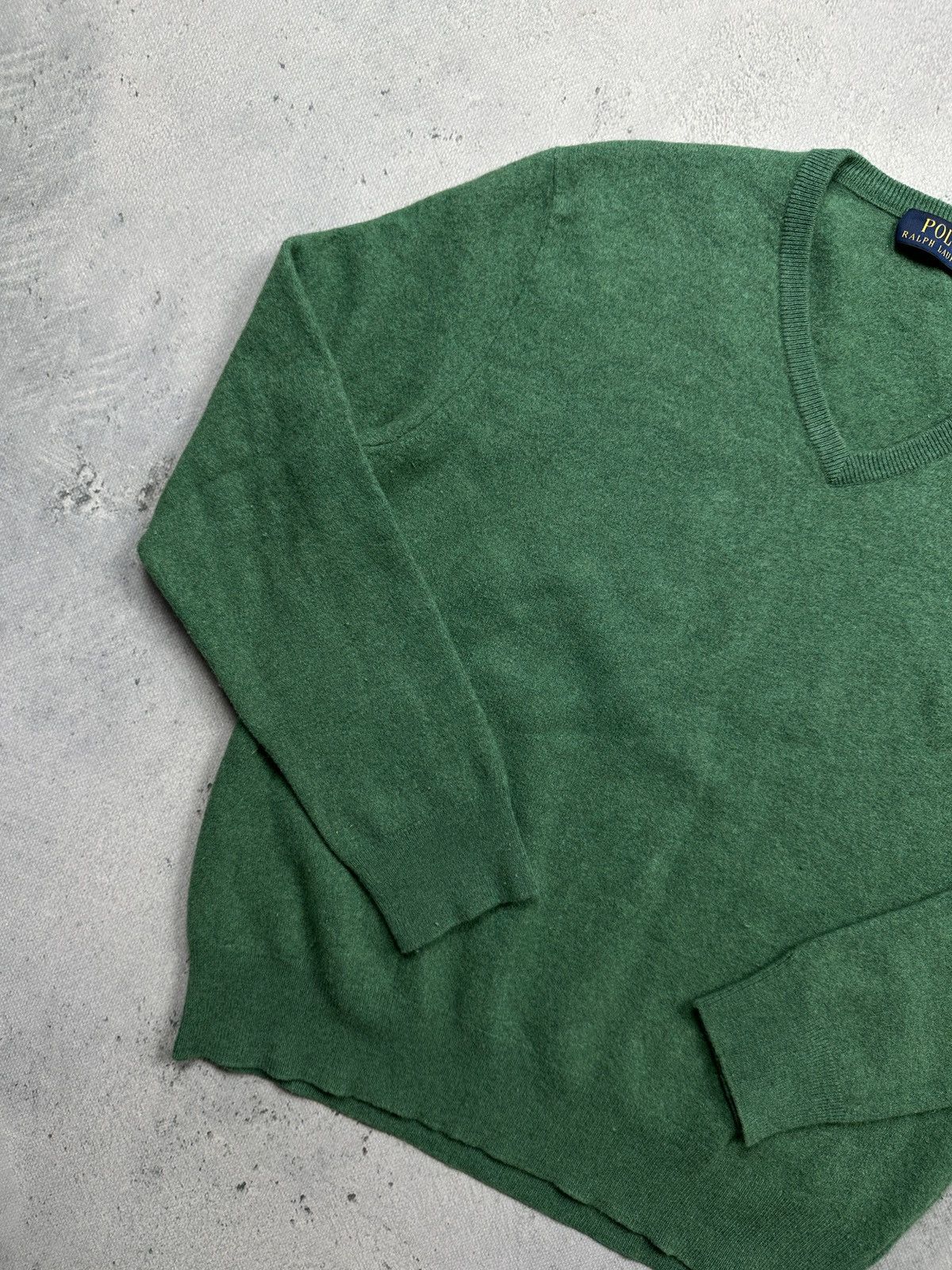 Polo Ralph Lauren Vintage Polo Ralph Lauren Merino Wool Green Sweater V-Neck Size US S / EU 44-46 / 1 - 6 Thumbnail
