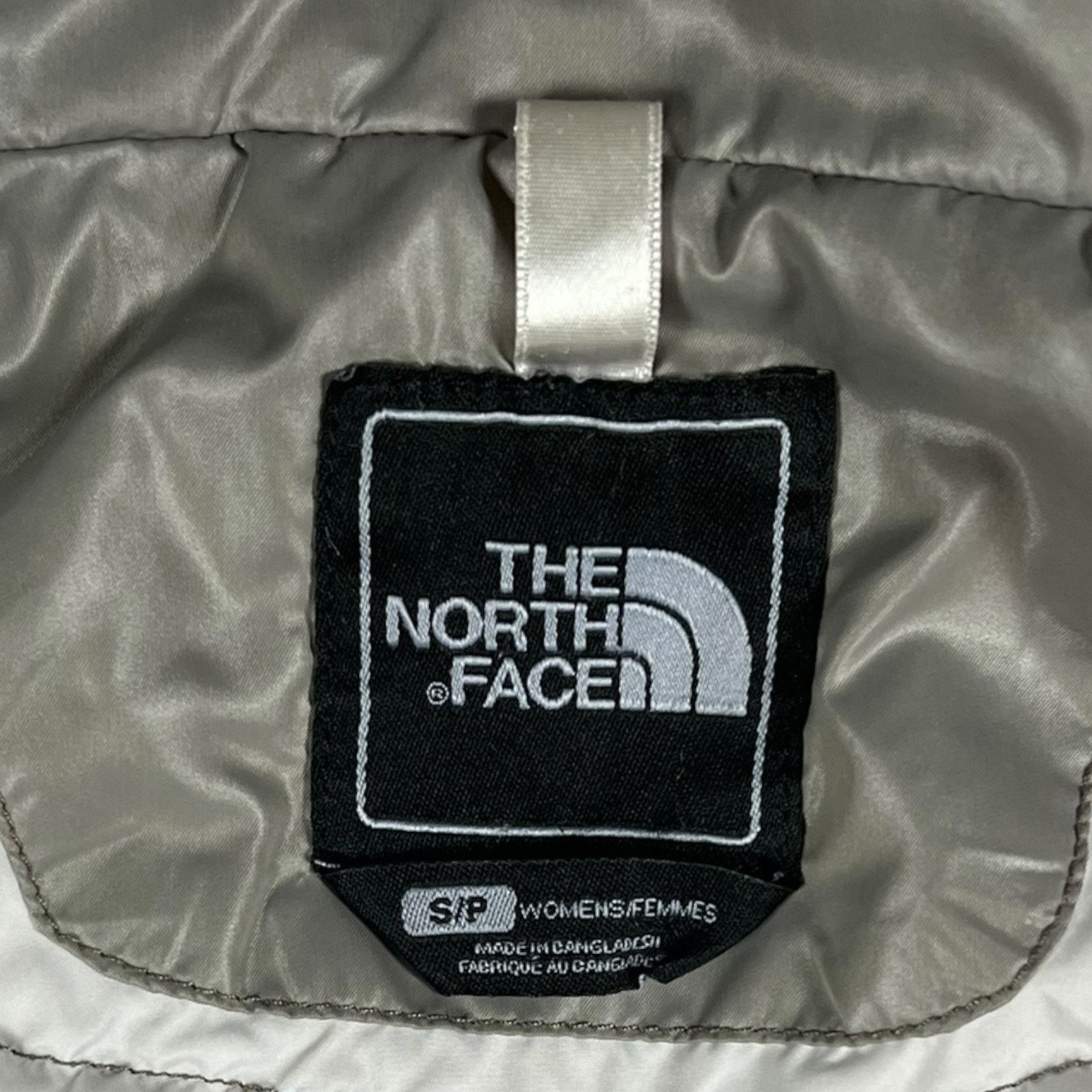The North Face The North Face Quilted Puffer Down Vest 700 Women's S Silver Size S / US 4 / IT 40 - 3 Thumbnail