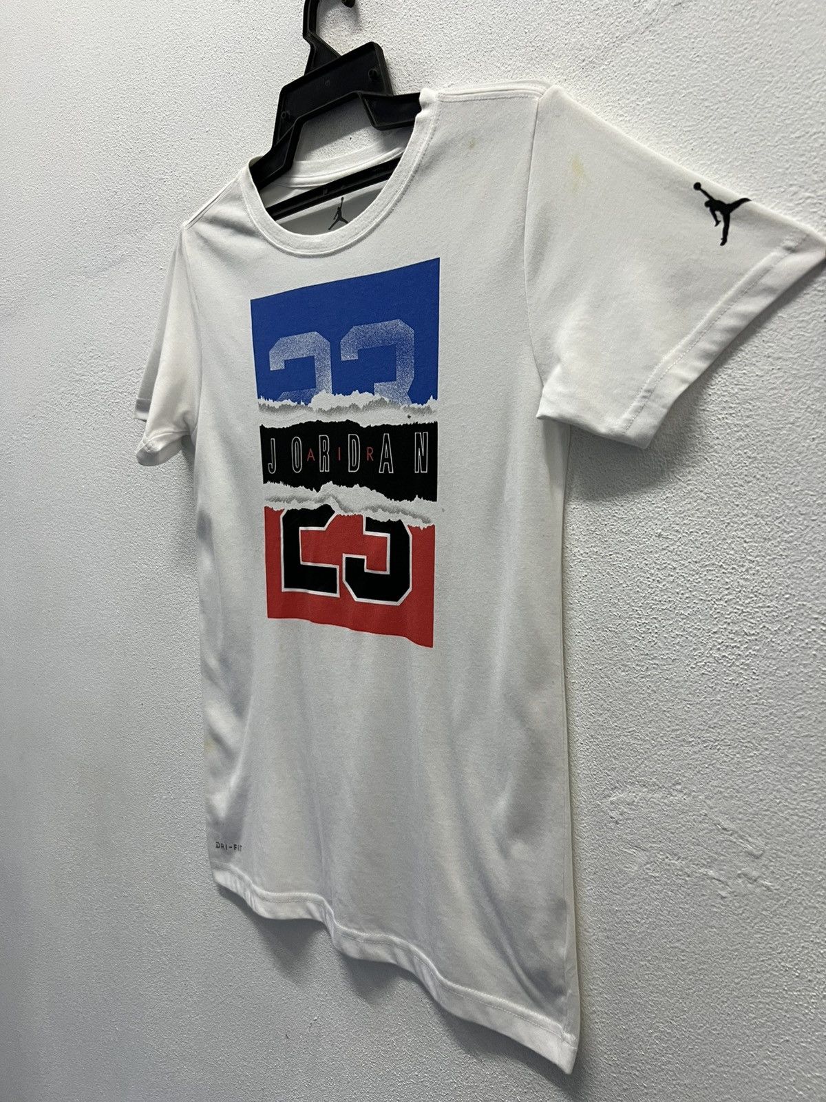 Jordan Brand × Vintage VINTAGE AIR JORDAN 23 DRI-FIT SHIRT Size US L / EU 52-54 / 3 - 5 Thumbnail