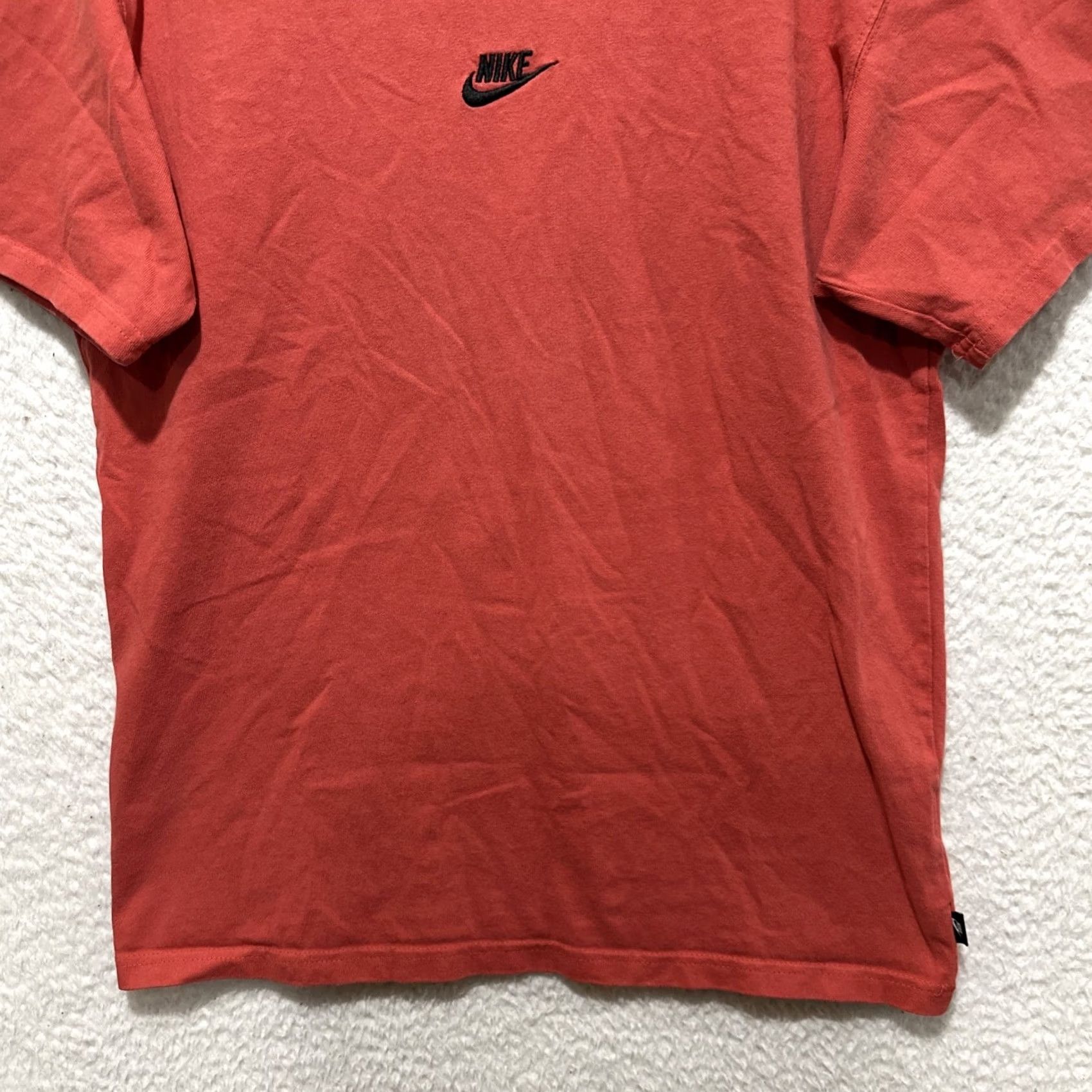 Nike Nike Sportswear Premium Essential T-Shirt Men S Red Logo Shirt Size US S / EU 44-46 / 1 - 5 Thumbnail