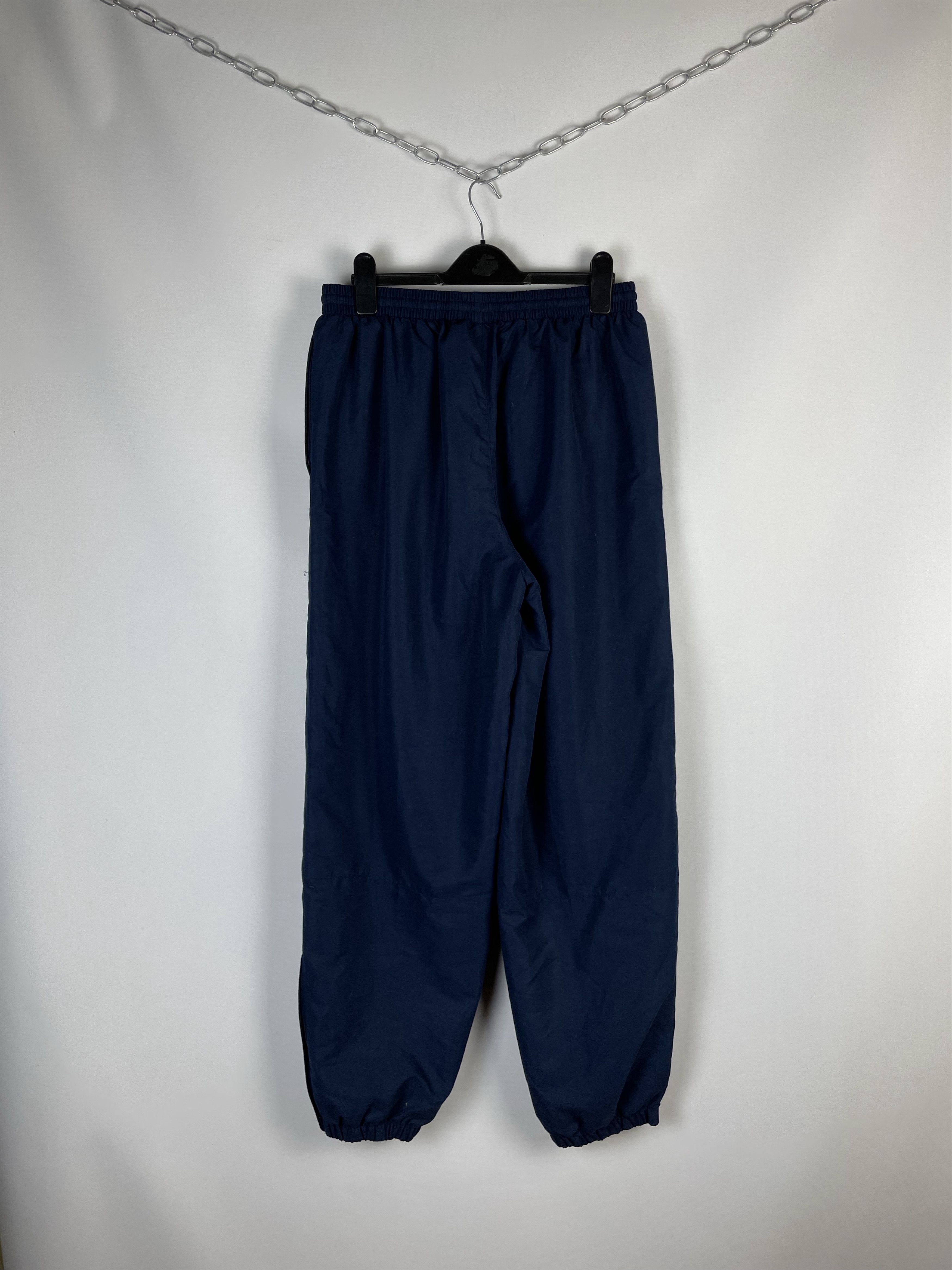 Umbro Umbro navy nylon track pants vintage baggy Size US 36 / EU 52 - 9 Thumbnail