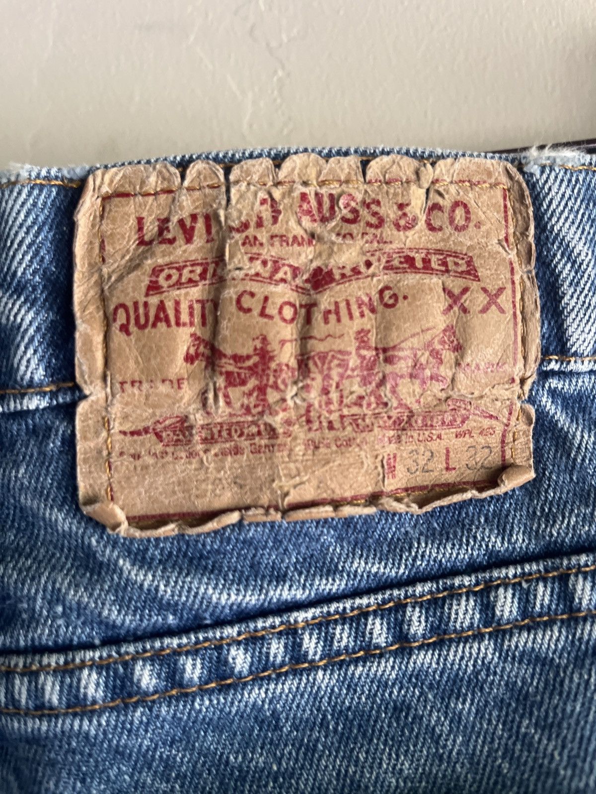Levi's Levi’s red tab 505s made in USA sz 32x32 Size US 32 / EU 48 - 6 Thumbnail