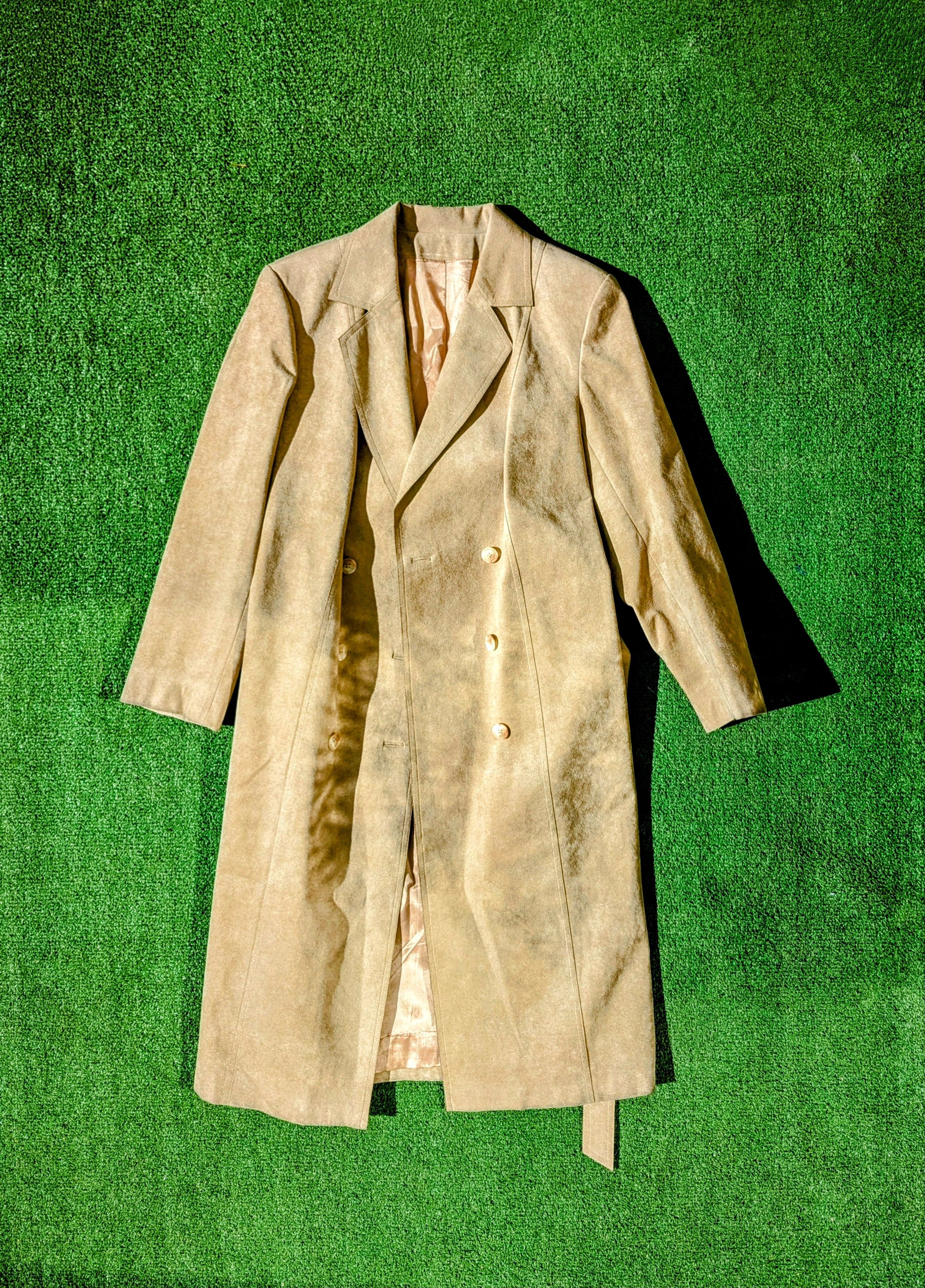 Vintage Vintage 1970s Suede Leather Bespoke Petite Trench Coat EUC Size S / US 4 / IT 40 - 5 Thumbnail
