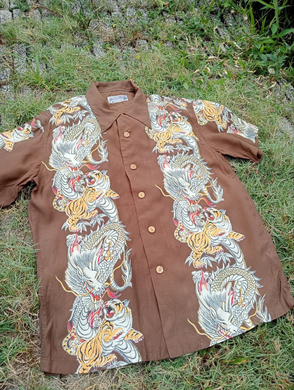 Japanese Brand Vintage Japanese Hanauma Bay Dragon Tiger Aloha Shirt Size US L / EU 52-54 / 3 - 3 Thumbnail
