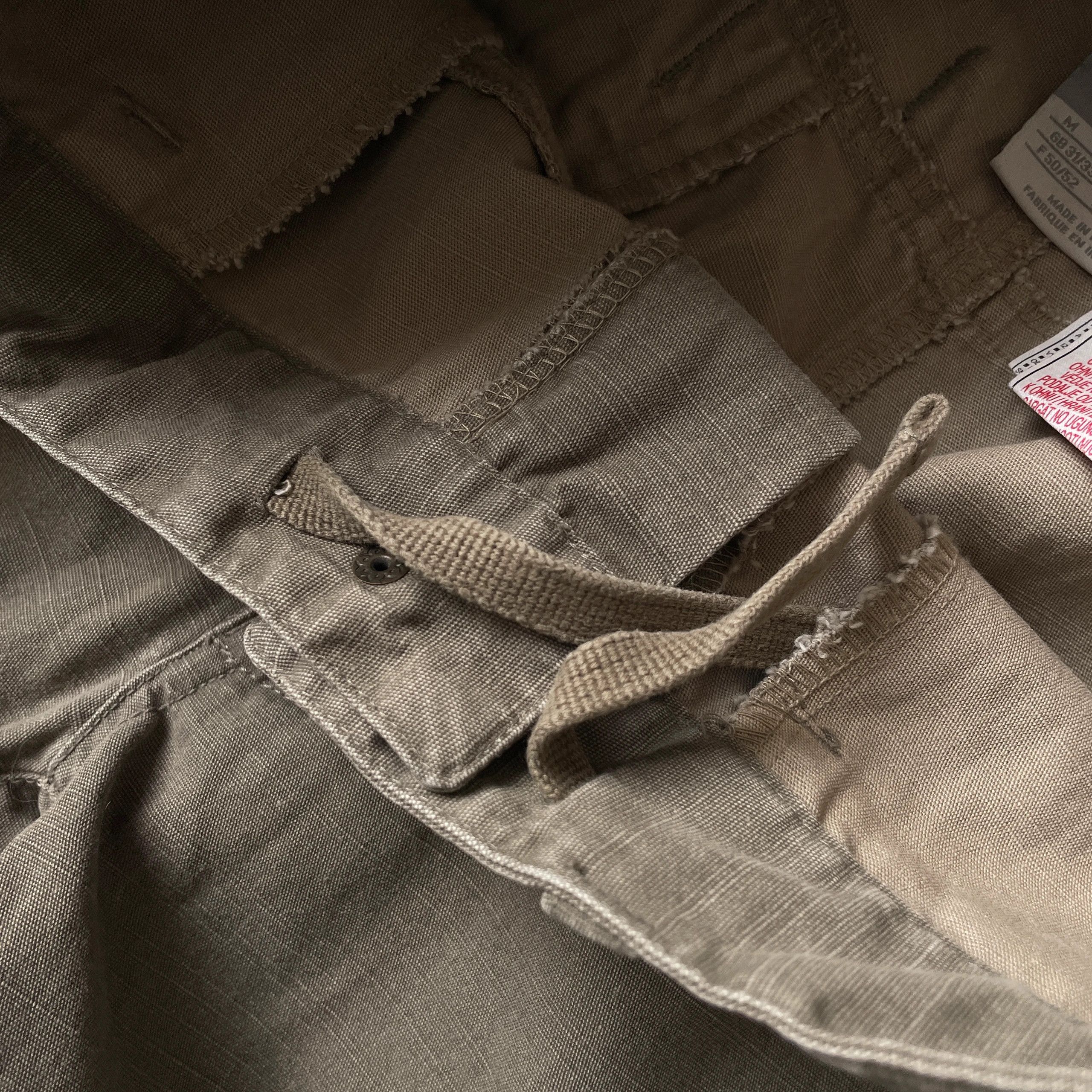 Nike Vintage Nike Cargo Shorts Size US 33 - 11 Thumbnail