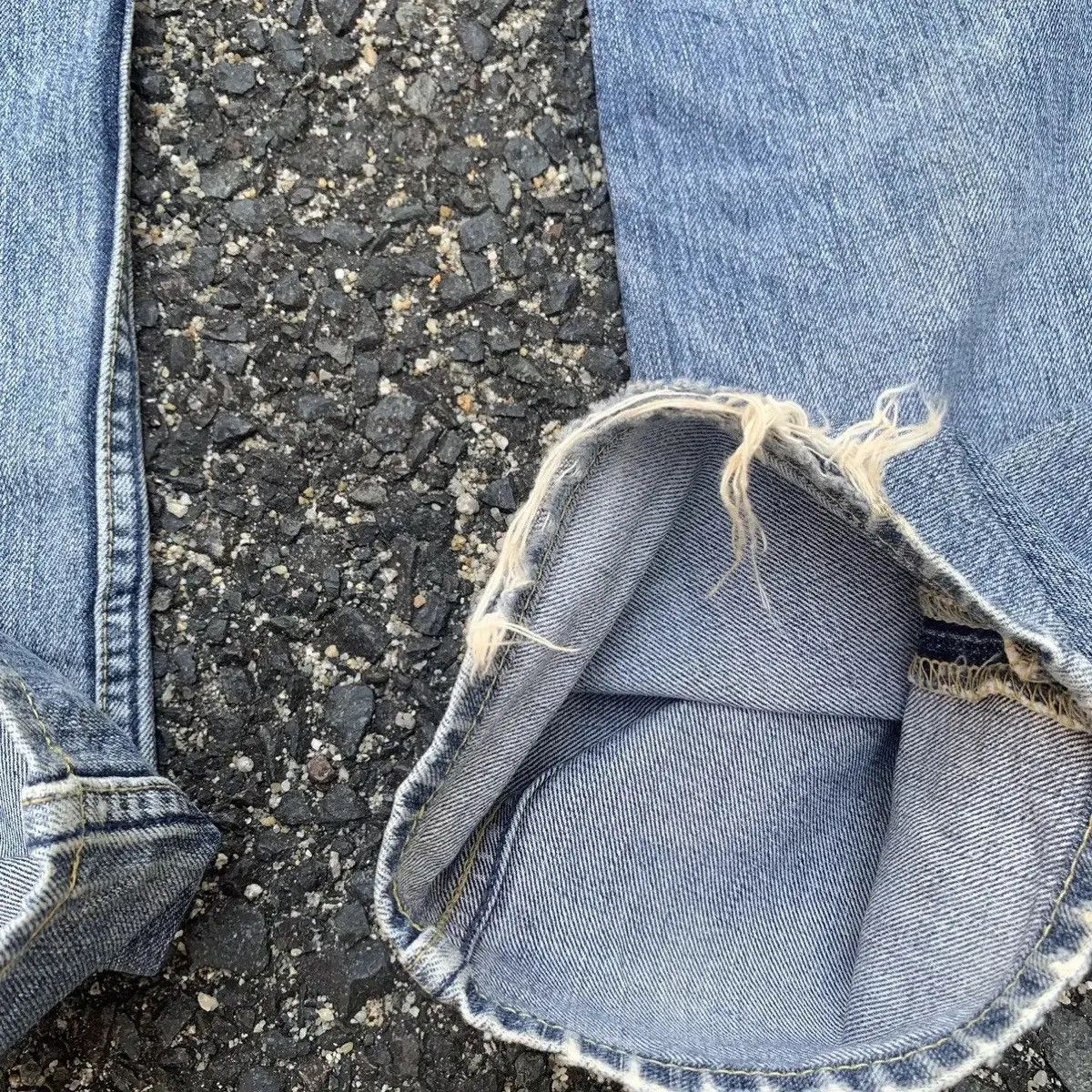 Levi's Levi’s Distressed Denim Levis 502 Jeans Ripped Pants Size US 28 / EU 44 - 16 Thumbnail