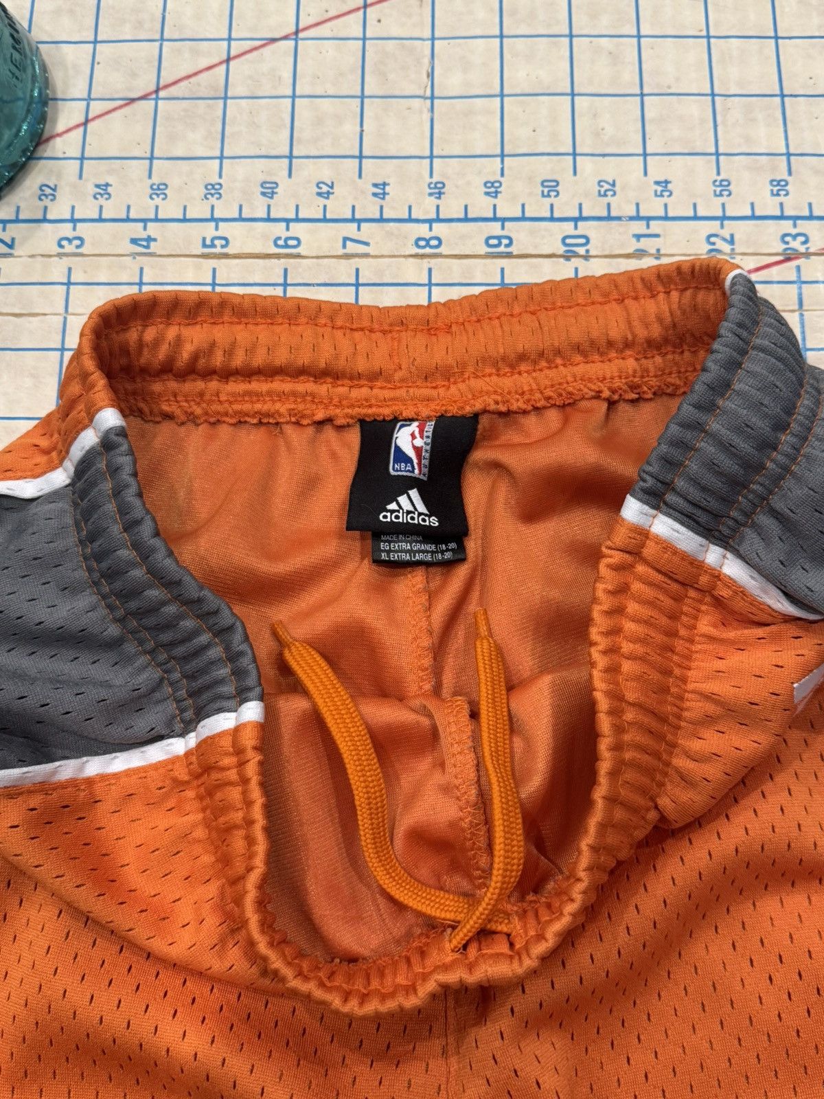 Adidas Adidas Phoenix Suns Youth Size XL Orange Basketball Shorts Size US 30 / EU 46 - 5 Thumbnail