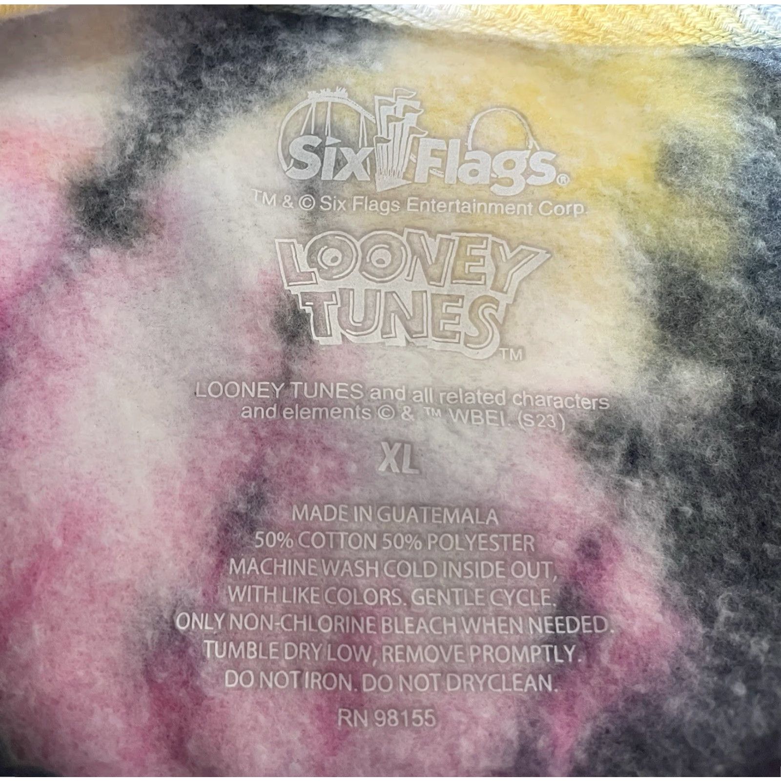 Vintage VINTAGE Six Flags Hoodie Unisex Adults XL Tie Dye Daffy Duck Graphic Print Long Sleeve Pullover Yellow Pink Blue Size US XL / EU 56 / 4 - 4 Thumbnail