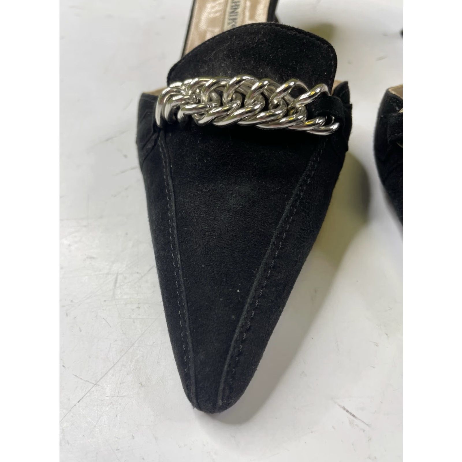 Manolo Blahnik Manolo Blahnik Kitten Heel Woman Suede Black Pointed Toe Silver Chain 38 / US8 Moderate wear Size US 7 / IT 37 - 4 Thumbnail