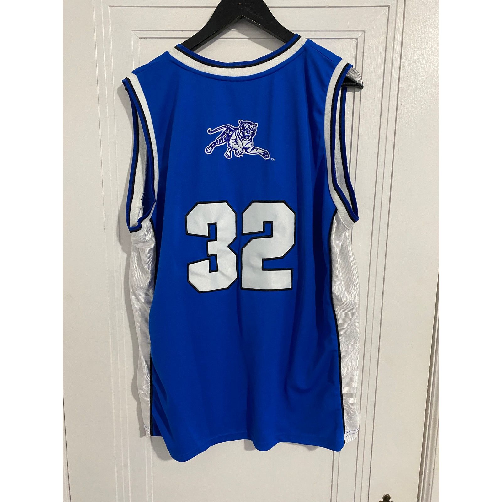 Colosseum Athletics Jackson State University Tigers Basketball Jersey Size XL Size US XL / EU 56 / 4 - 2 Thumbnail