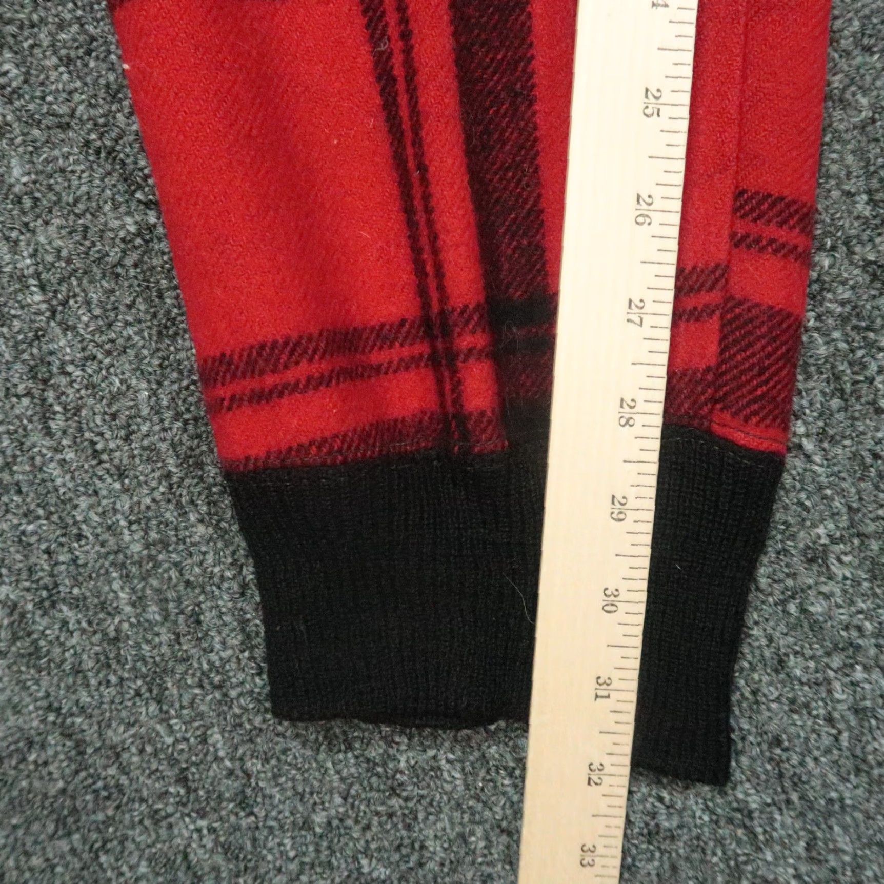 Vintage VINTAGE Woolrich Pants Mens 31x32 Red Buffalo Plaid Wool Outdoors USA Size US 31 - 7 Thumbnail