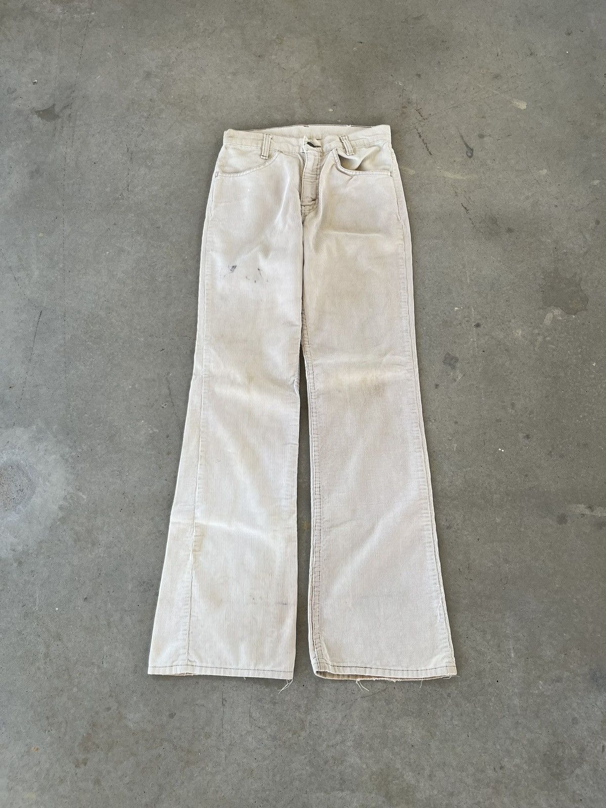 Levi's × Vintage Vintage 80’s Faded Levi’s Corduroy Flared Pants Size US 27 - 1 Thumbnail