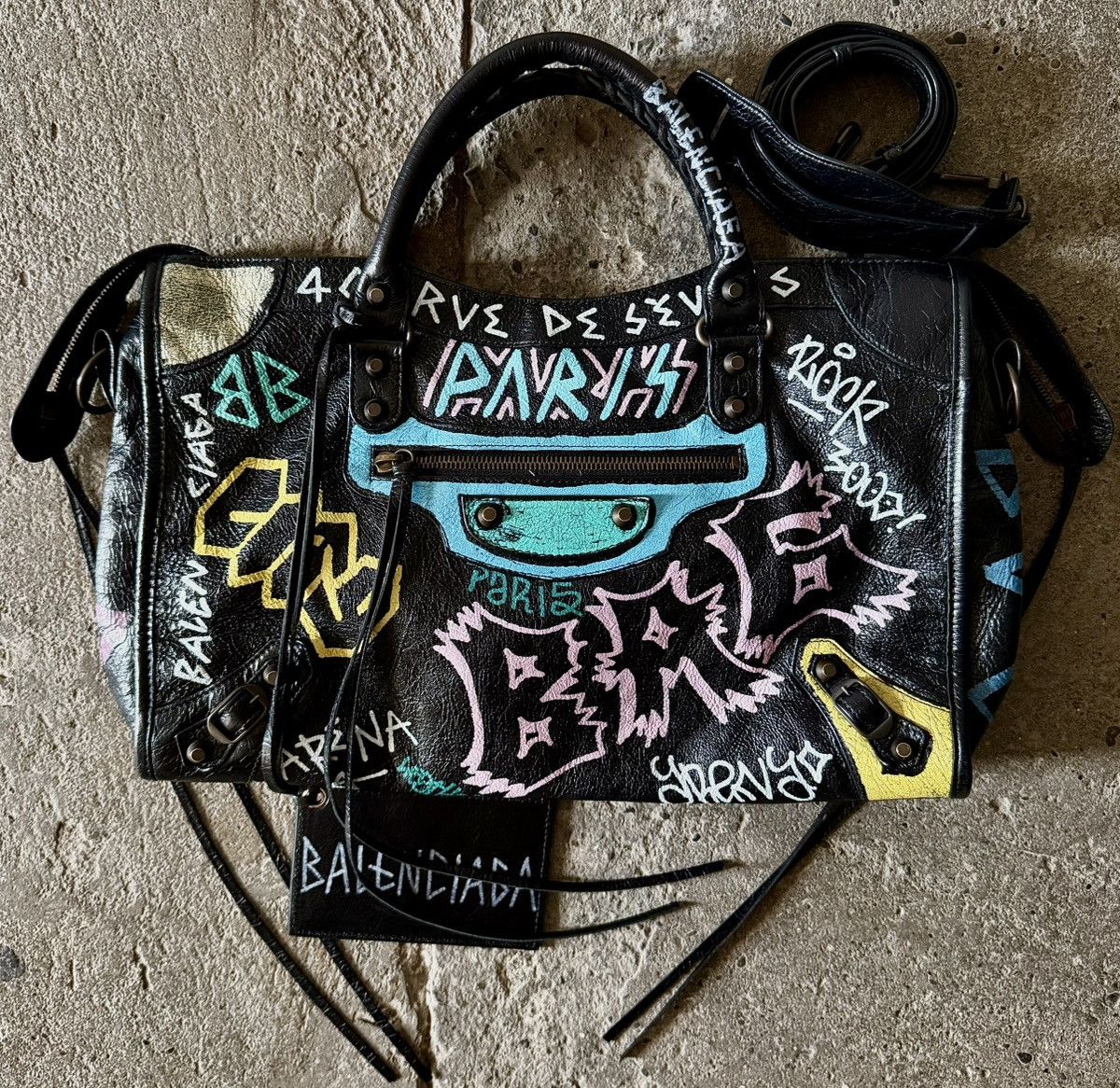 Balenciaga Balenciaga - Demna - 2017 Classic City Graffiti Lambskin Bag Size ONE SIZE - 18 Thumbnail