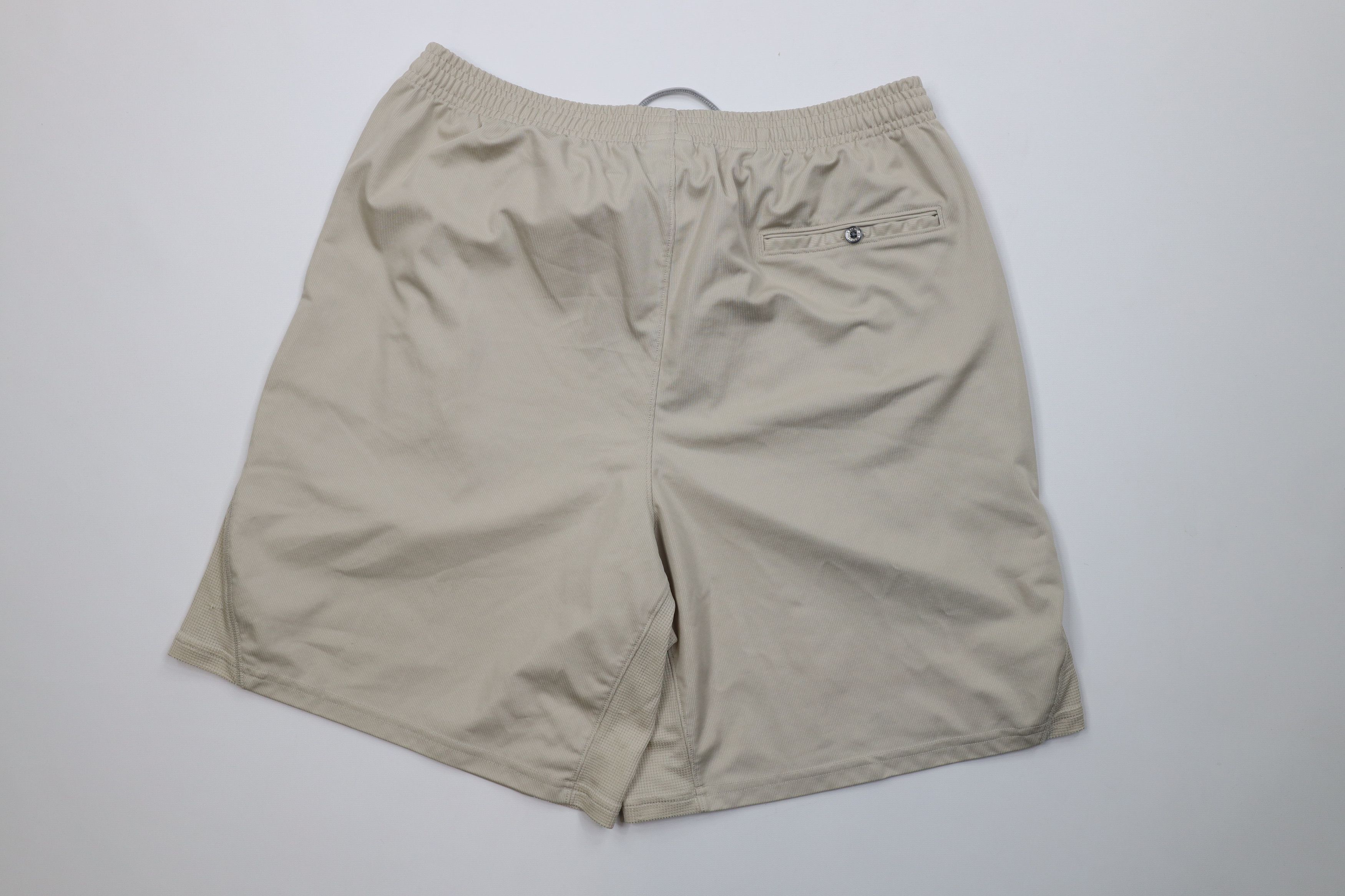 Under Armour Vintage Under Armour University of Toledo Football Shorts Size US 34 / EU 50 - 10 Thumbnail