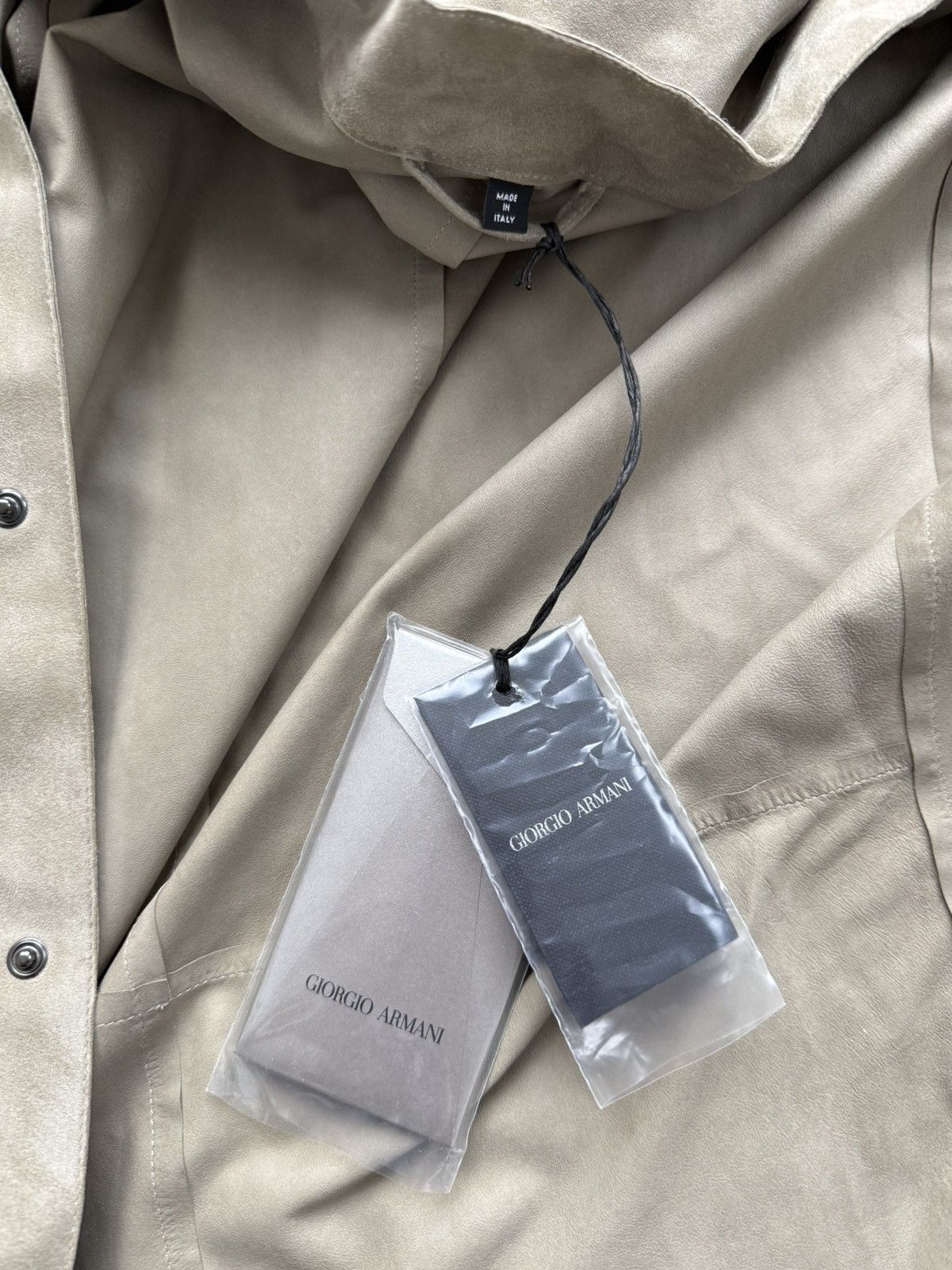 Giorgio Armani Giorgio Armani Suede Leather Shirt Jacket – Made in Italy Size US L / EU 52-54 / 3 - 6 Thumbnail