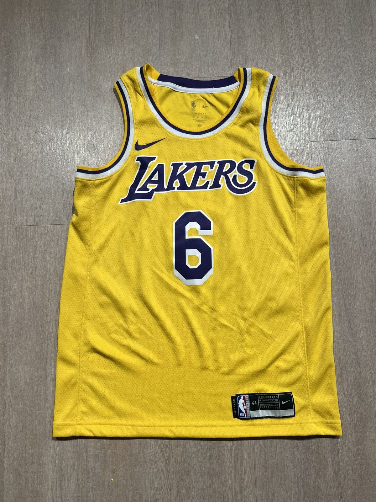 NBA Lebron James Jersey Medium 44 Size US M / EU 48-50 / 2 - 1 Thumbnail