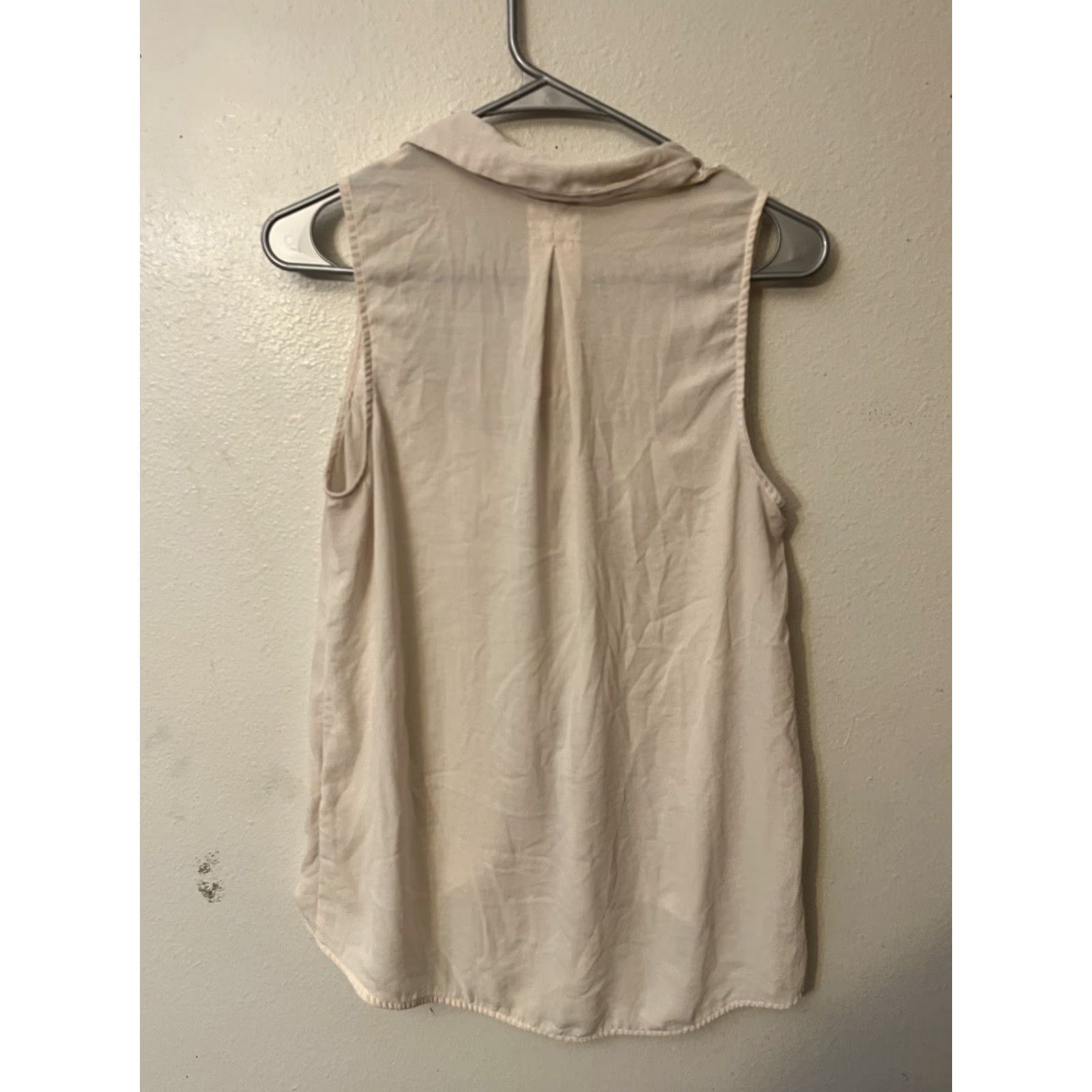 H&M H&M Button-Up Blouse Pink Solid Sleeveless Polyester Women 8 Casual Workwear Business Formal Mock Neck Sheer/All Seasons Size M / US 6-8 / IT 42-44 - 2 Thumbnail