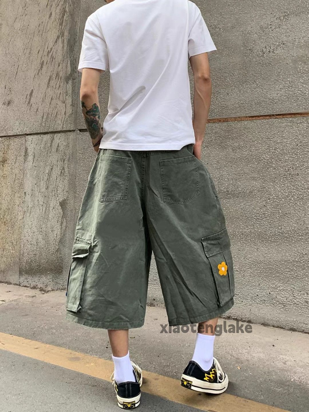 Designer × Japanese Brand × Vintage Unisex washed faded loose baggy hiphop cargo shorts Size US 28 / EU 44 - 2 Thumbnail