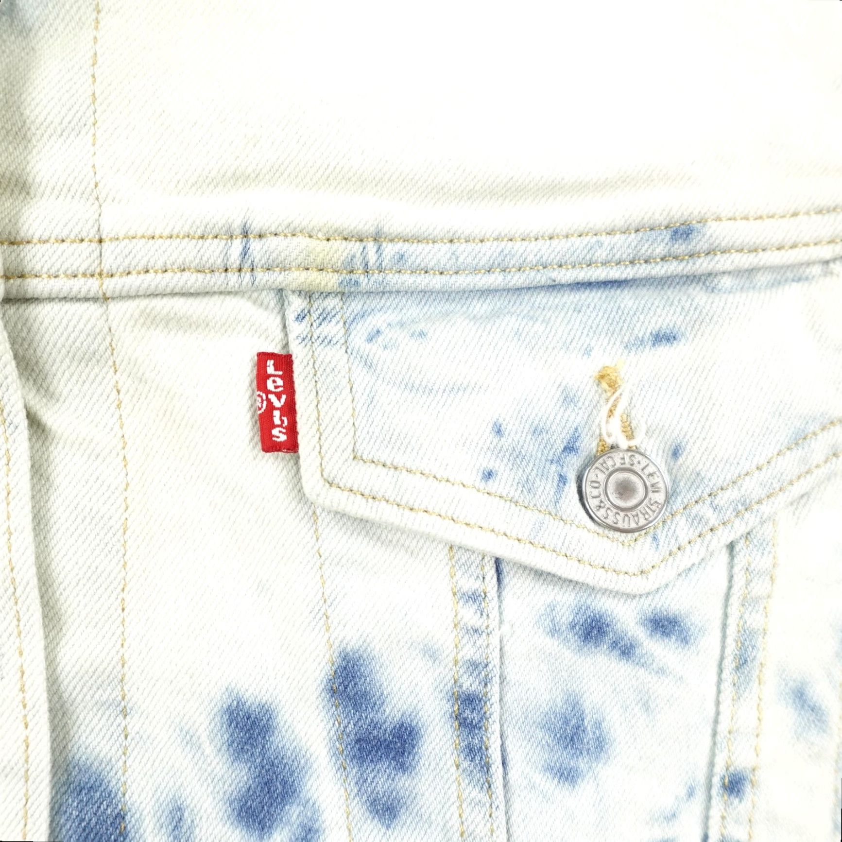Levi's Levi's Jacket Womens 3X Blue White Acid Wash Denim Trucker Type 3 Coat Red Tab Jacket Size XXL / US 16-18 / IT 52-54 - 3 Thumbnail