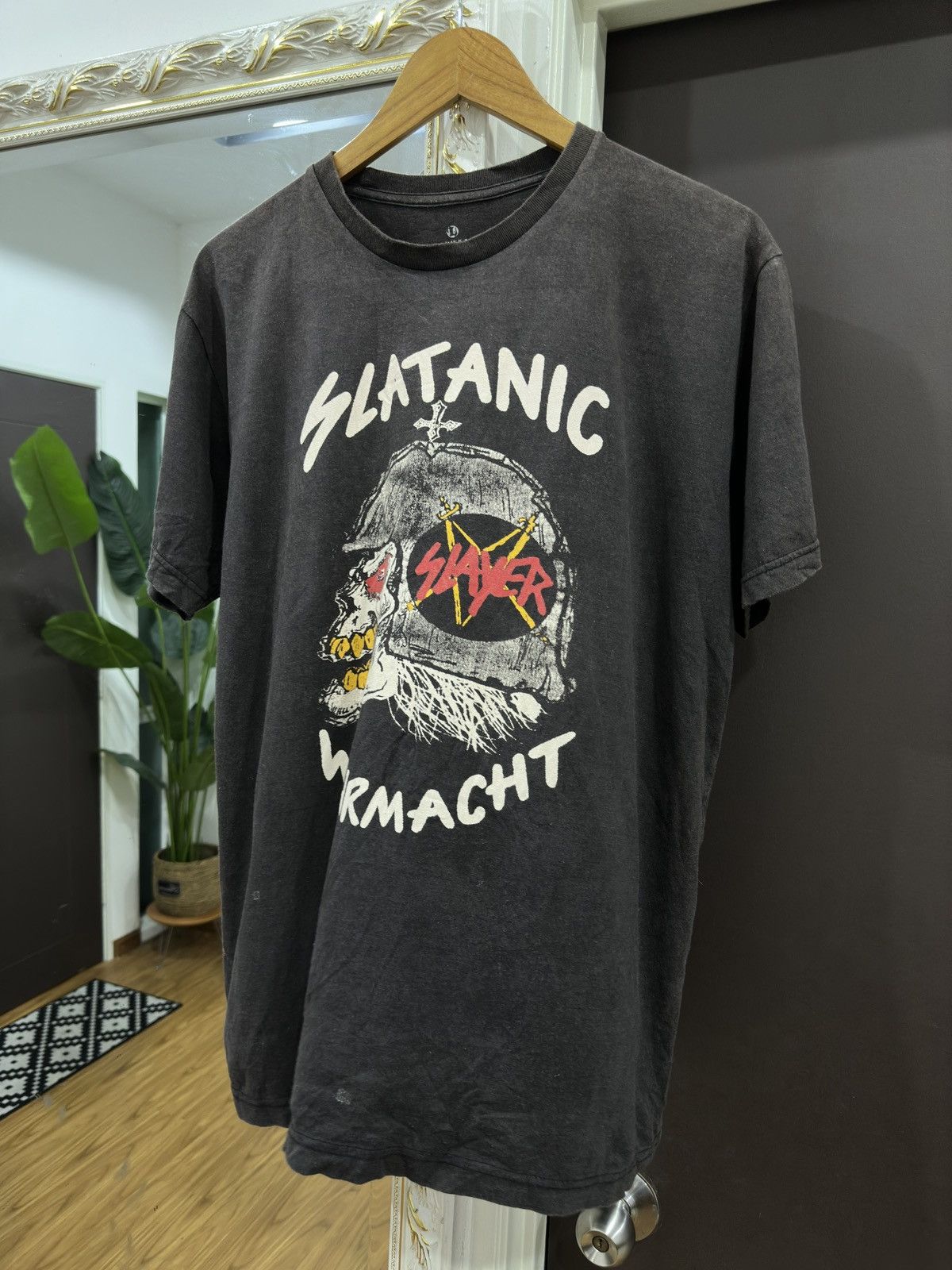 Band Tees Y2K Slayer Slatanic Wehrmacht Sun Faded Shirt Size US L / EU 52-54 / 3 - 2 Thumbnail