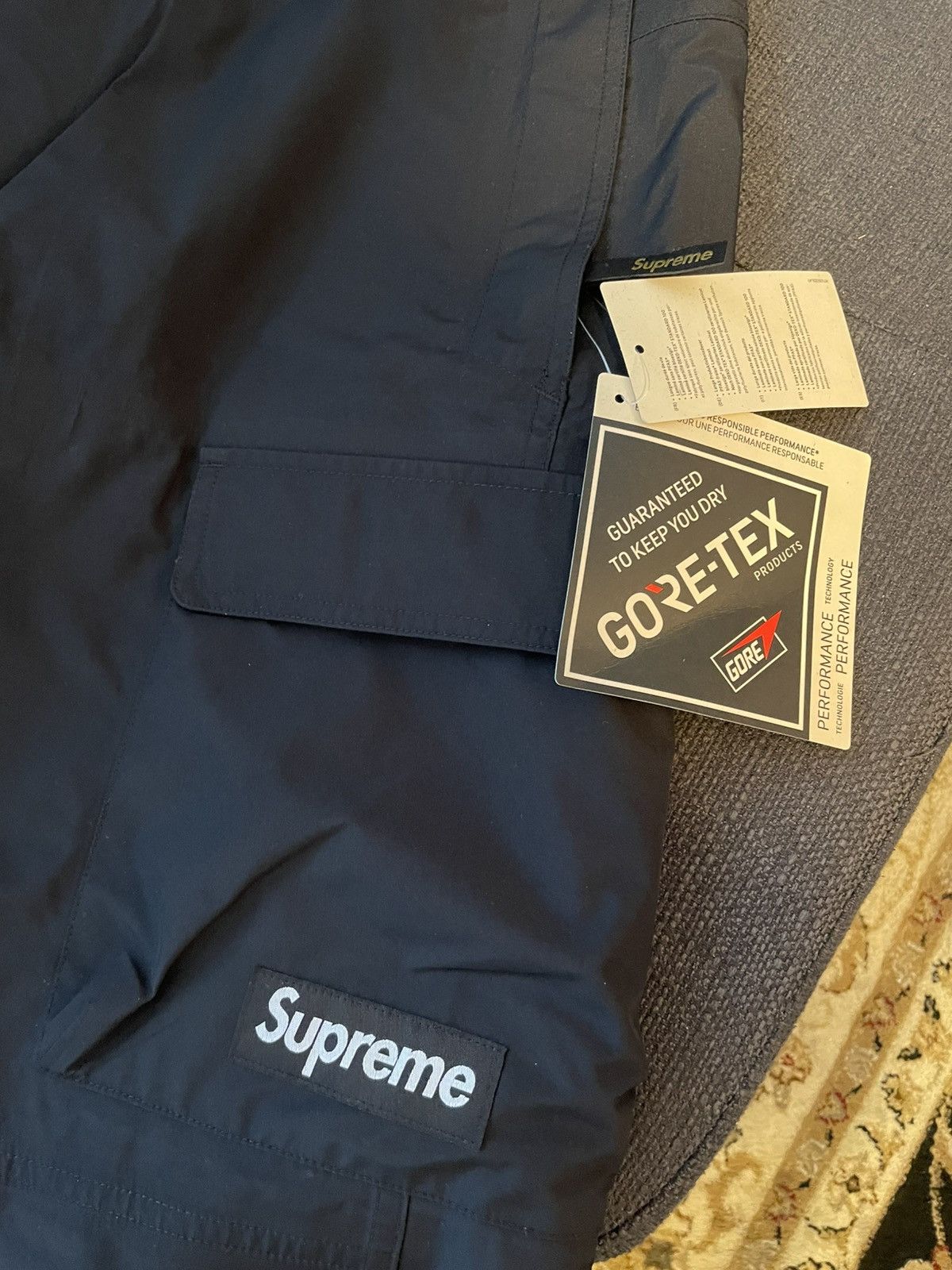 Supreme Supreme x Gore-Tex pants Size US 35 - 3 Thumbnail