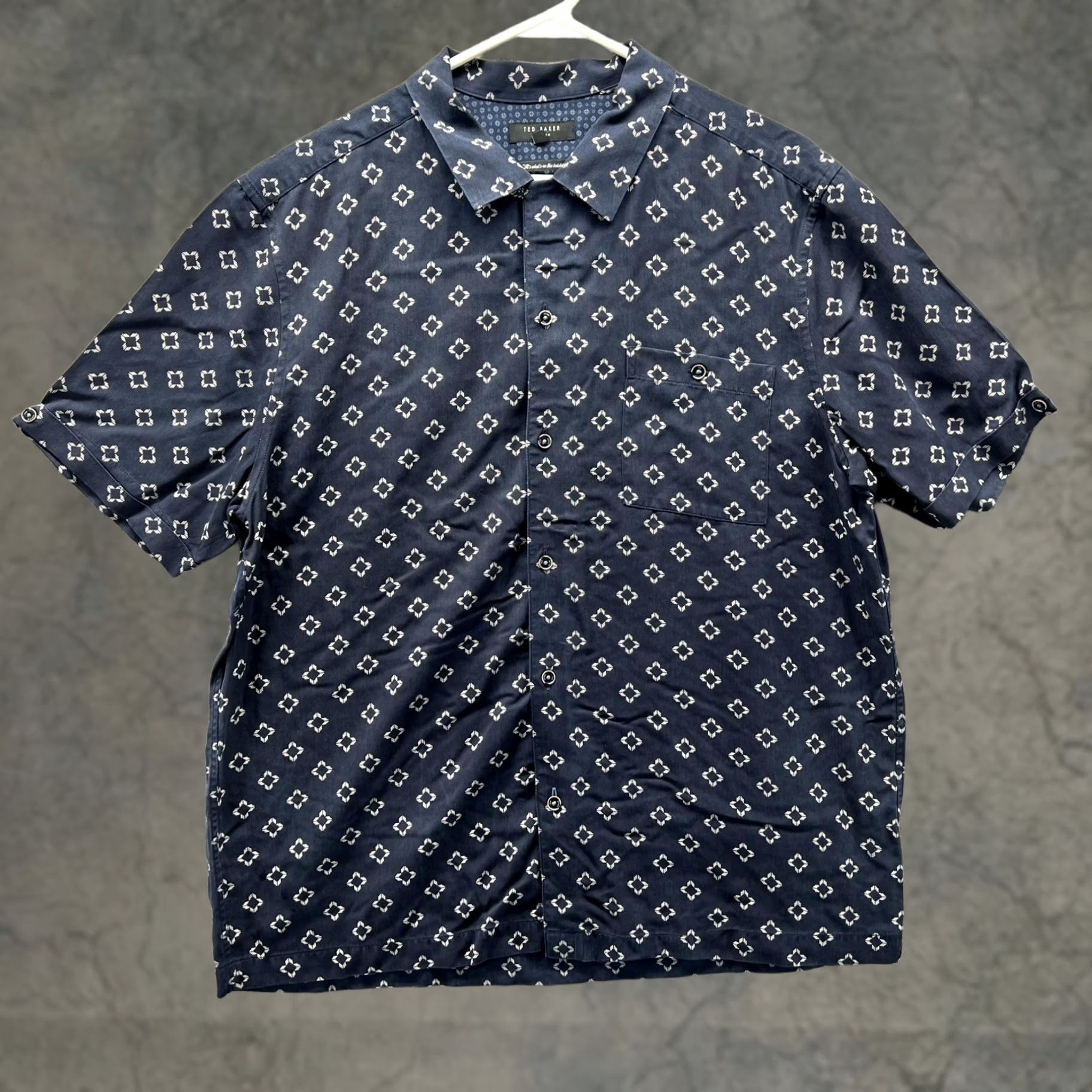 Ted Baker Ted Baker Shirt Mens XL Blue Geometric Short Sleeve Button Front Casual Top 5 Size US S / EU 44-46 / 1 - 1 Thumbnail