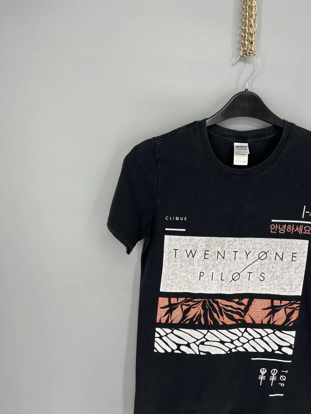 Band Tees Vintage Y2k Twenty One Pilots Vintage Cult Rock Band Tee Size US S / EU 44-46 / 1 - 5 Thumbnail