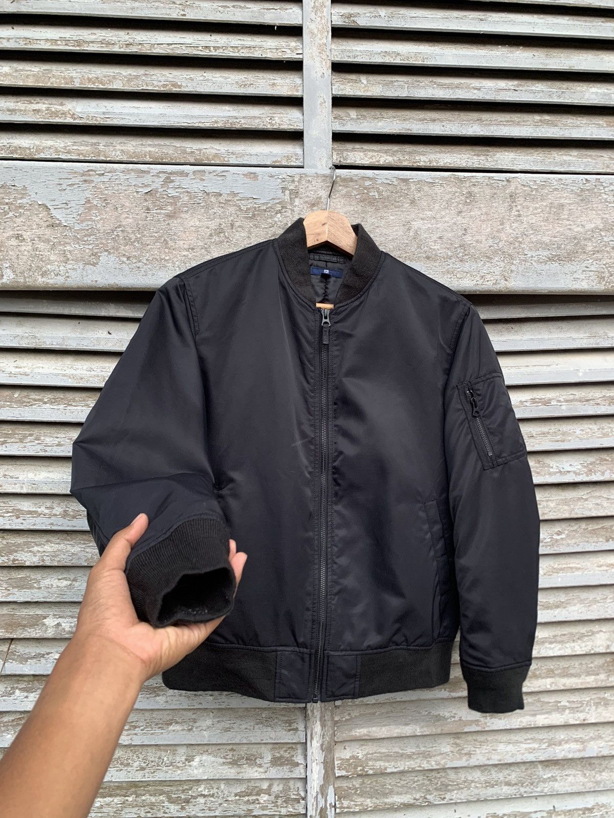 Japanese Brand 🪖UNIQLO ALL BLACK BOMBER JACKET Size US XS / EU 42 / 0 - 7 Thumbnail