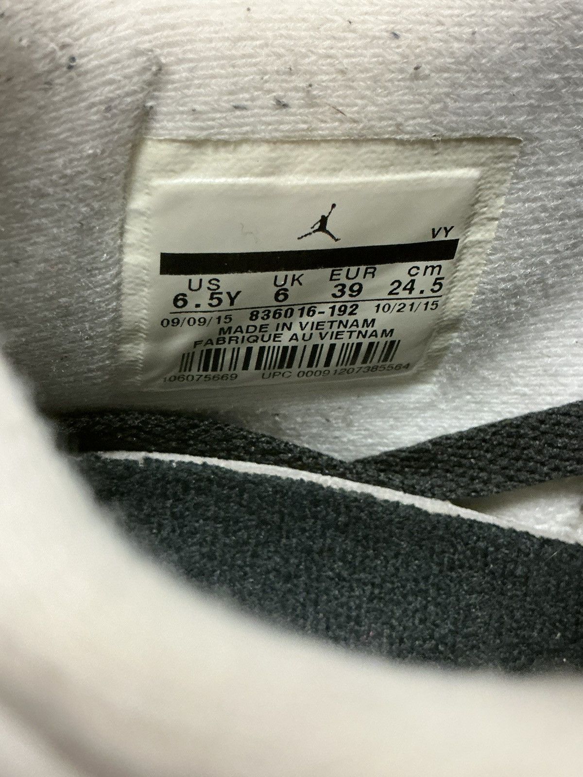 Jordan Brand Jordan 4 white cement 2016 (gs) Size US 6.5 / EU 39-40 - 6 Thumbnail