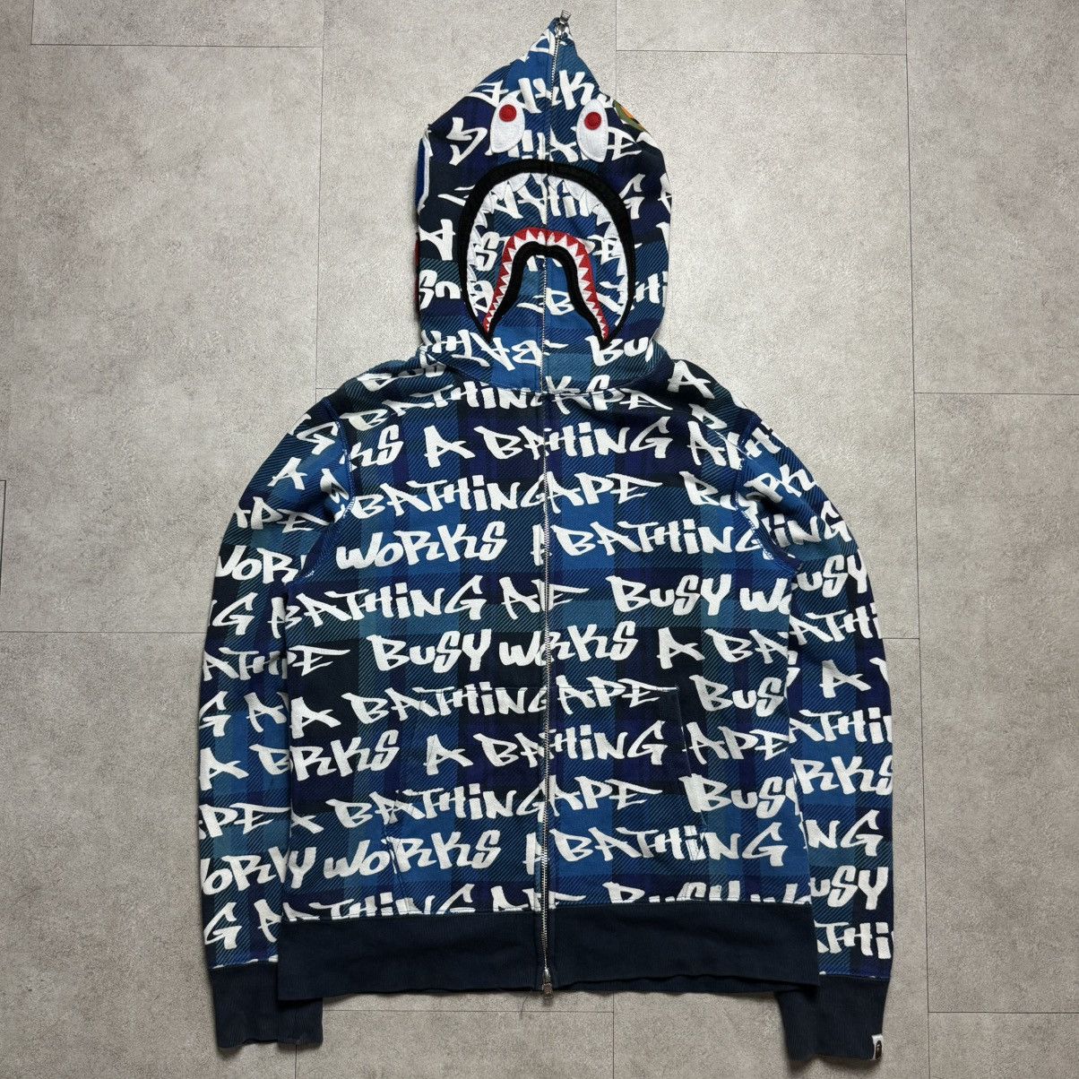Bape New Bape Graffiti Camo Full Zip Shark Hoodie Size US M / EU 48-50 / 2 - 1 Thumbnail