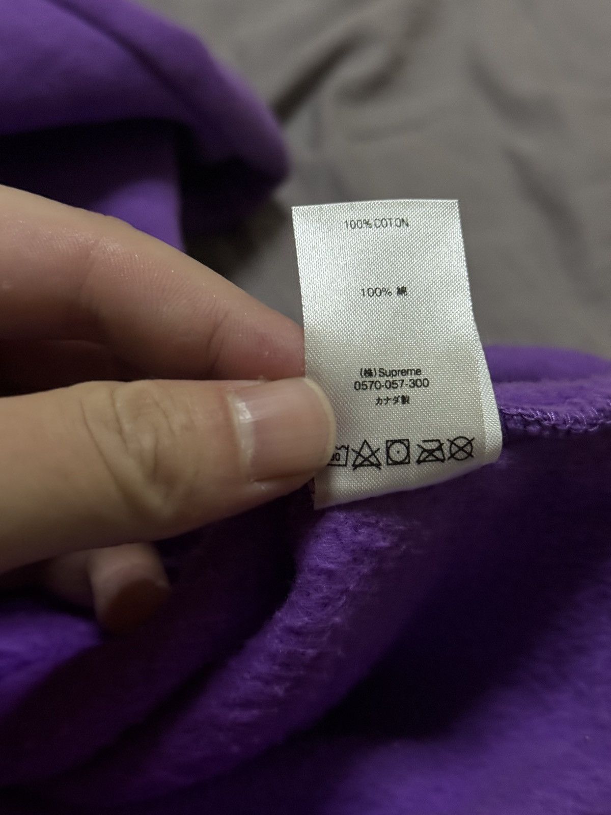 Supreme Supreme purple world famous crewneck xl size Size US XL / EU 56 / 4 - 7 Thumbnail