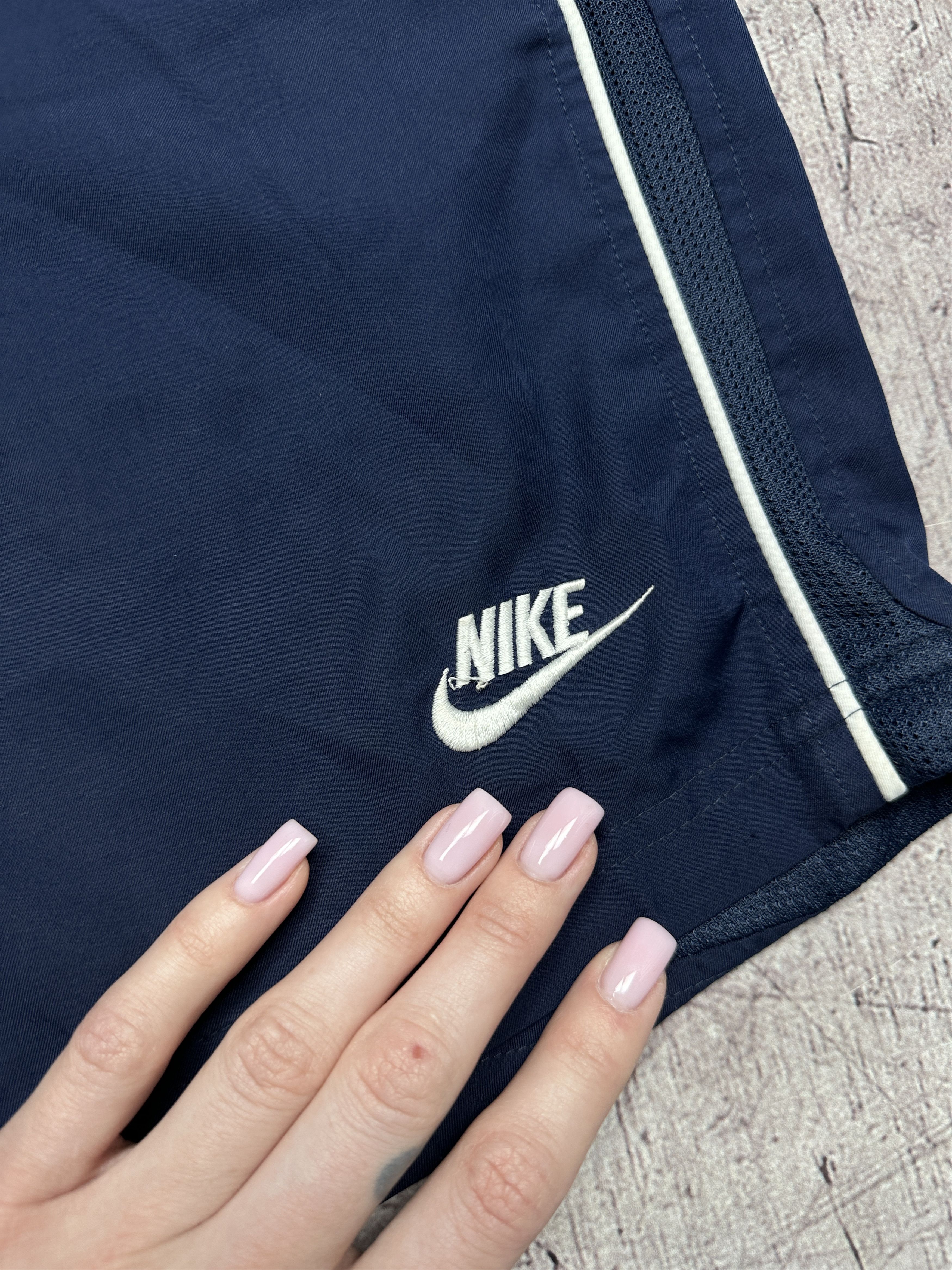 Nike Nike Vintage Mens Nylon Shorts Size US 38 / EU 54 - 3 Thumbnail