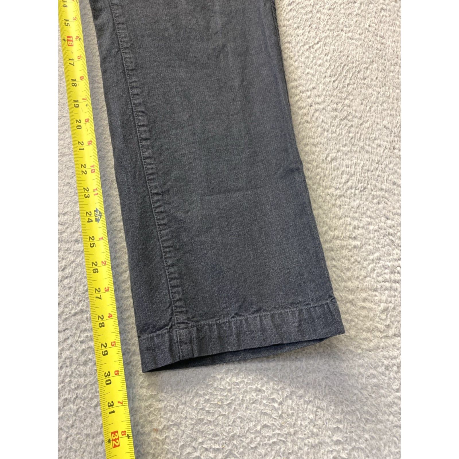 Banana Republic VINTAGE Banana Republic Pants Mens 32 Gray Dawson Chino Pants 32x32 /154-27 Size US 32 / EU 48 - 4 Thumbnail