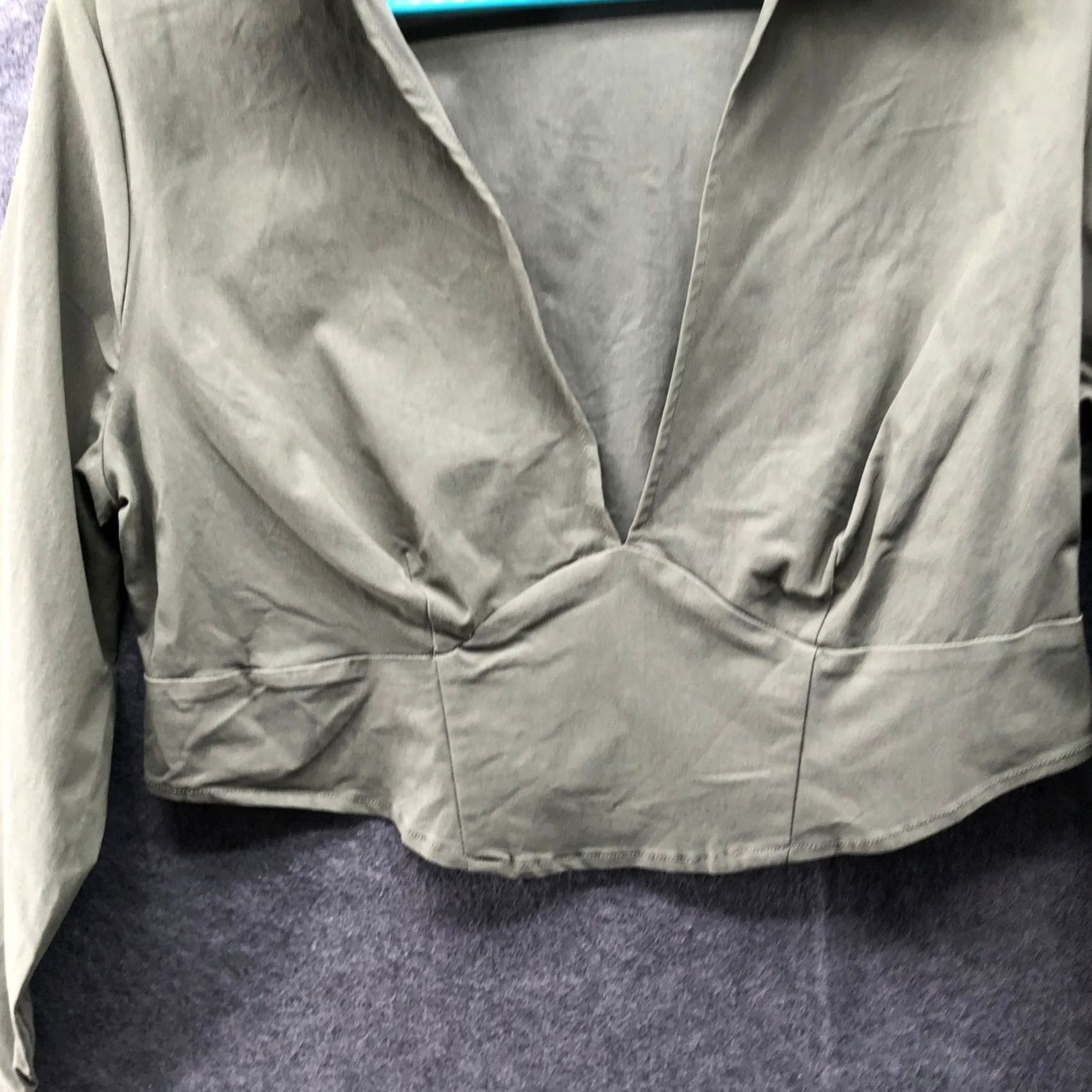 H&M H&M Corset Style Deep V-Neck Crop Shirt Womens XL Green Long Sleeve Collared Size XL / US 12-14 / IT 48-50 - 4 Thumbnail