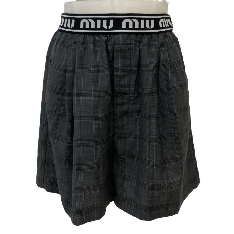 Miu Miu Miu Miu Plaid Logo Elastic Shorts Size 40 Size 27" / US 4 / IT 40 - 1 Thumbnail