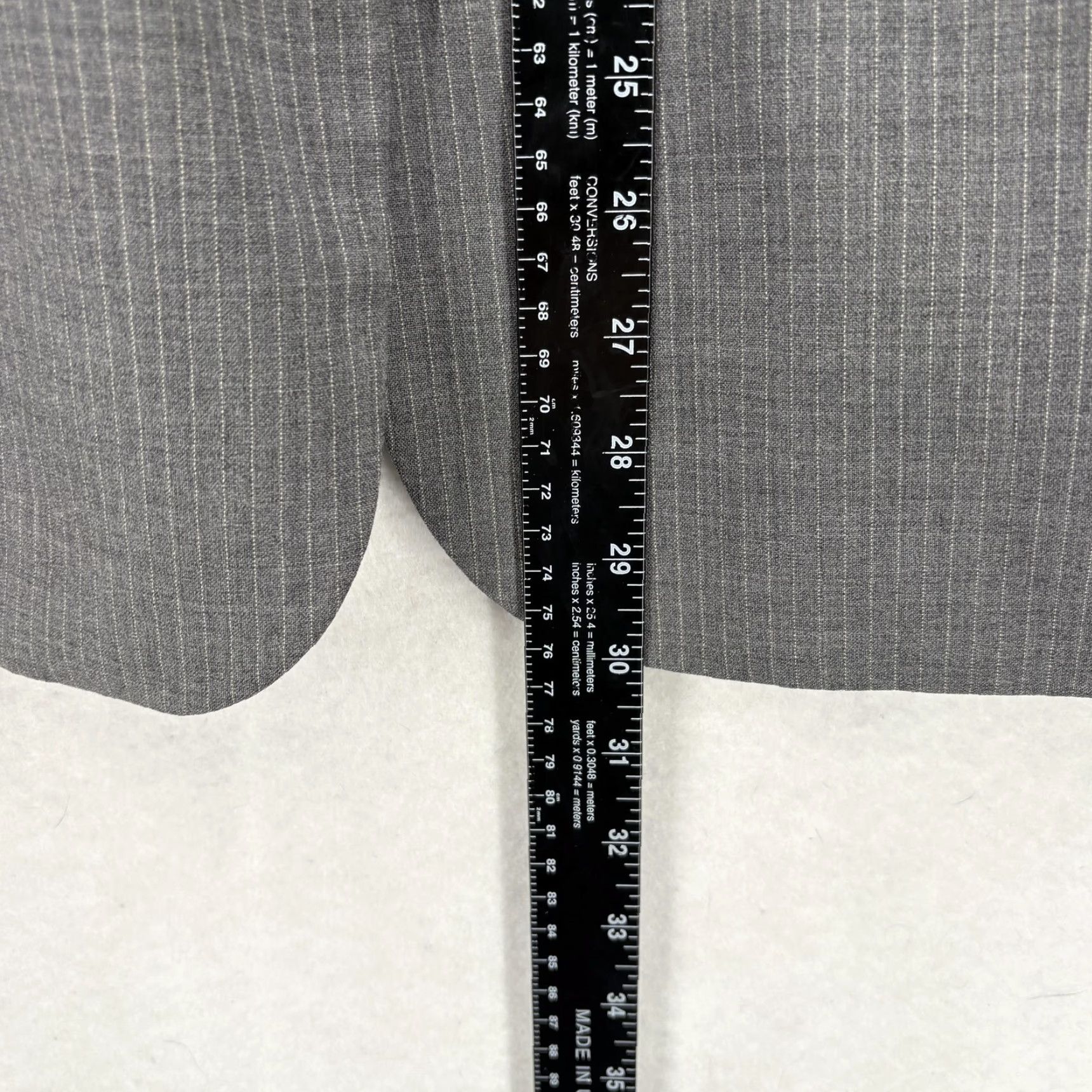 Talbots Talbots Blazer Womens 16W Gray Pinstripe Wool Blend Career Jacket Blazer, Gray, 16W, Plus, Button, Classic Fit, Workwear, Mens? Womens Size XXL / US 16-18 / IT 52-54 - 7 Thumbnail