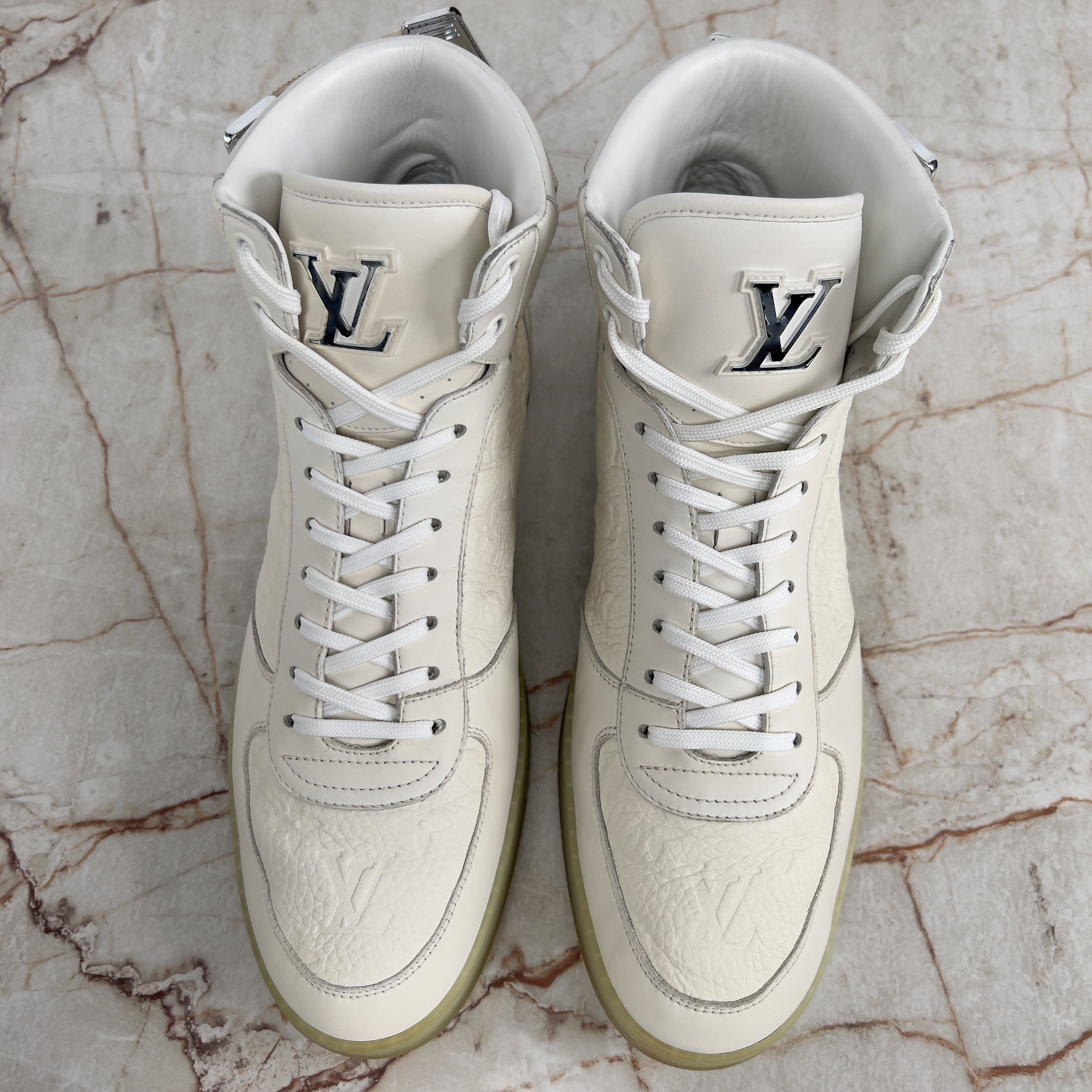 Louis Vuitton Rivoli LV Monogram Sneakers White Leather Size US 10.5 / EU 43-44 - 2 Thumbnail