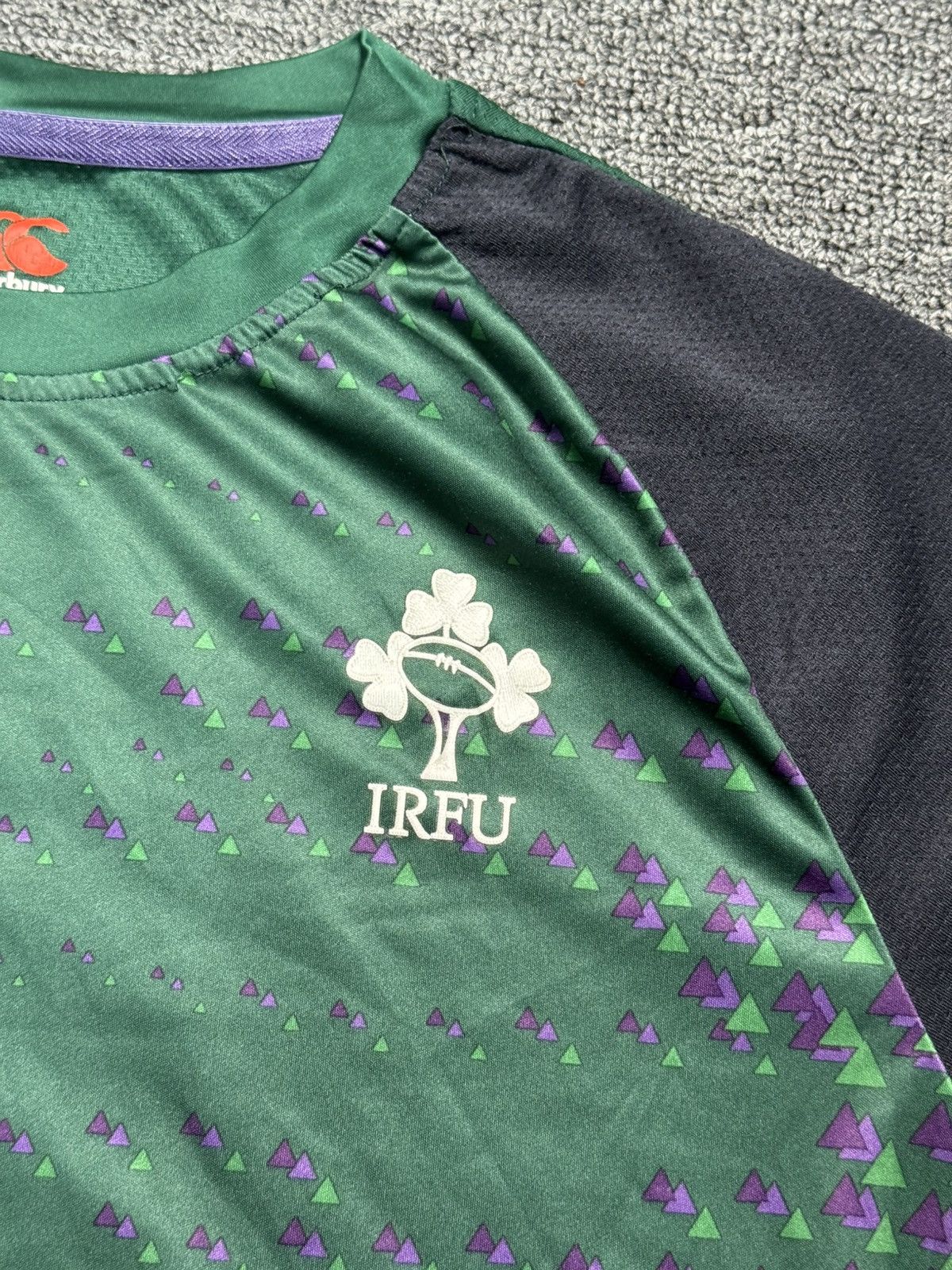 Canterbury of New Zealand Ireland Rugby Union Jersey Canterbury Size M Green IRFU Size US M / EU 48-50 / 2 - 4 Thumbnail