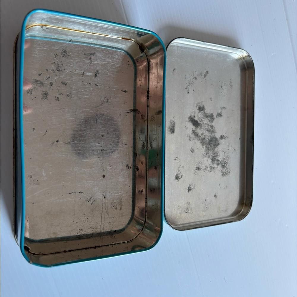 Designer Vintage Cookie Tin with Bird Design Size ONE SIZE - 3 Thumbnail