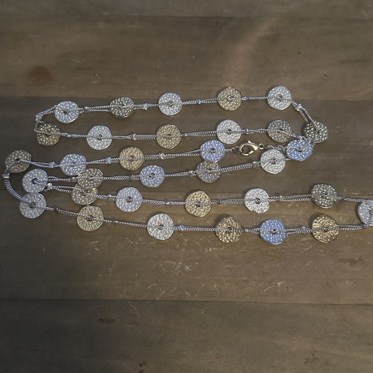 Other Long two tone stationed hammered disc necklace Size ONE SIZE - 2 Thumbnail