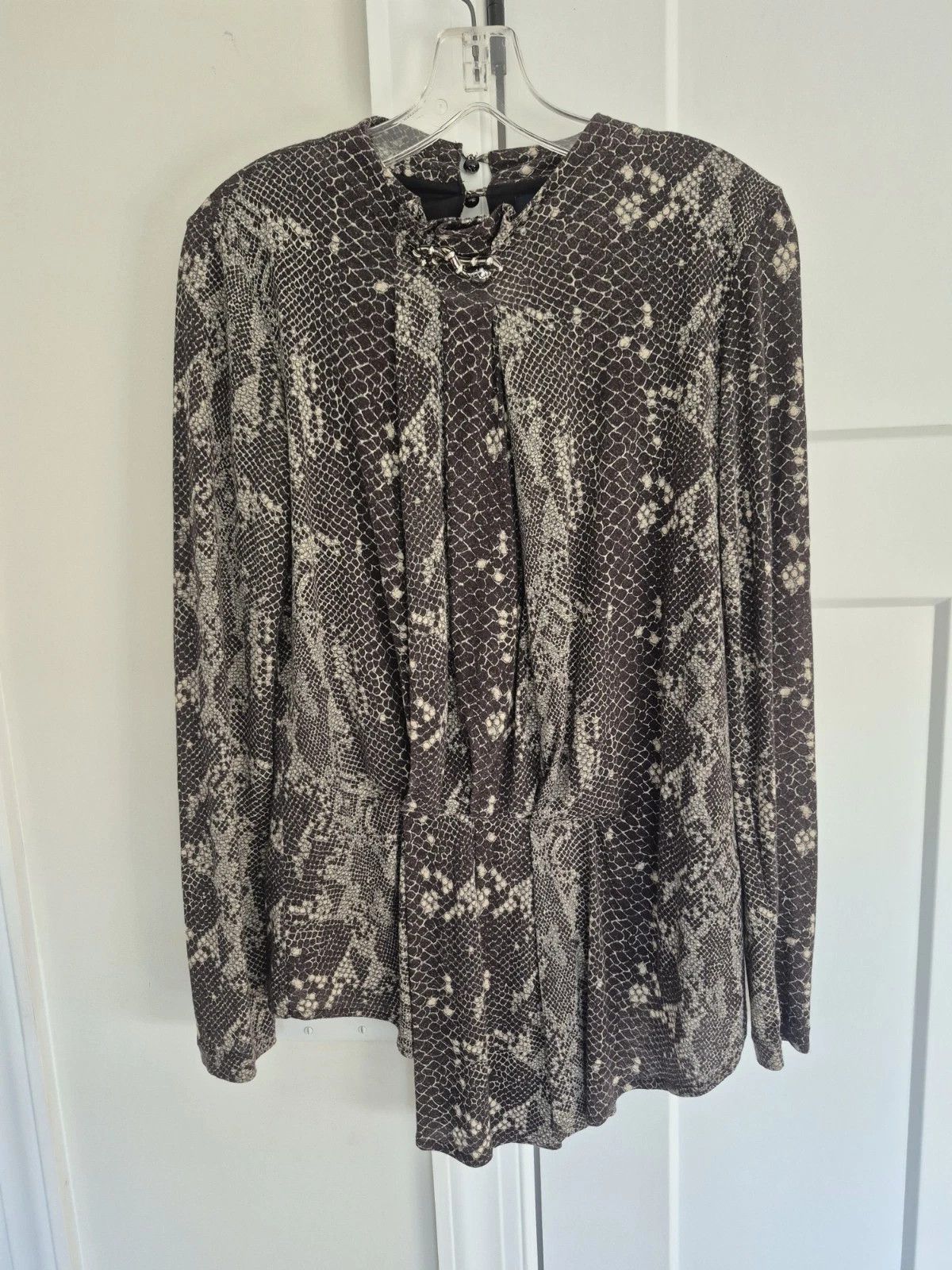Cavalli Class CLASS Top Greige Python Print Brooch Long Sleeves Pleated Size M / US 6-8 / IT 42-44 - 2 Thumbnail