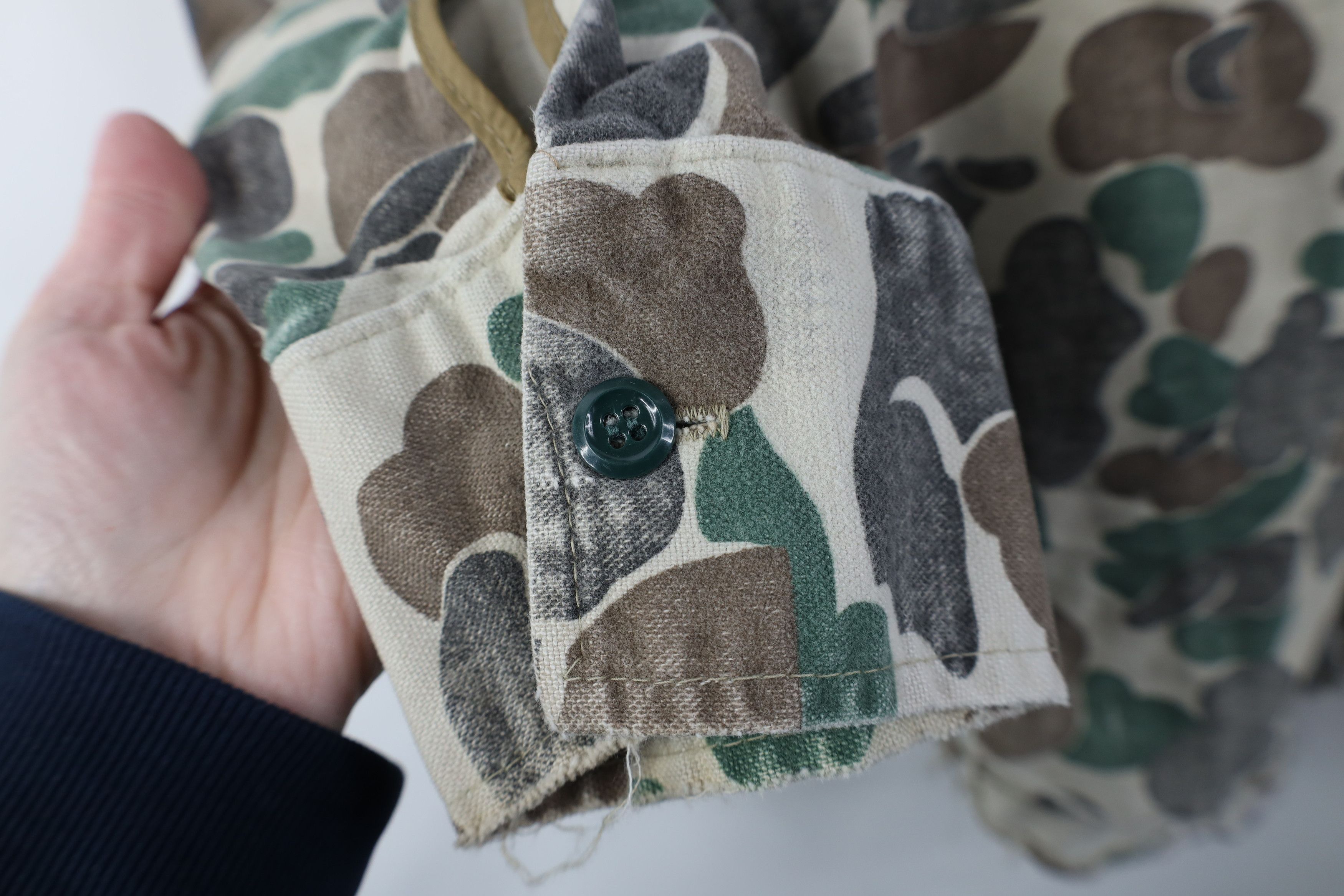 Vintage Vintage 70s Streetwear Camouflage Chamois Cloth Button Shirt Size US L / EU 52-54 / 3 - 7 Thumbnail