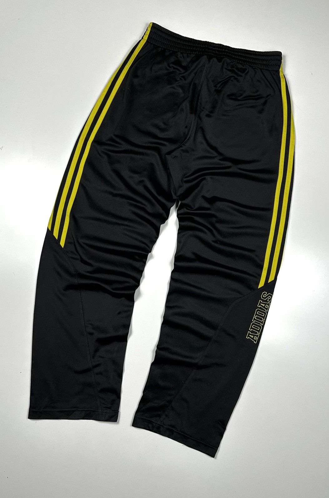 Adidas Vintage Adidas Tracks Pants Size US 34 / EU 50 - 4 Thumbnail