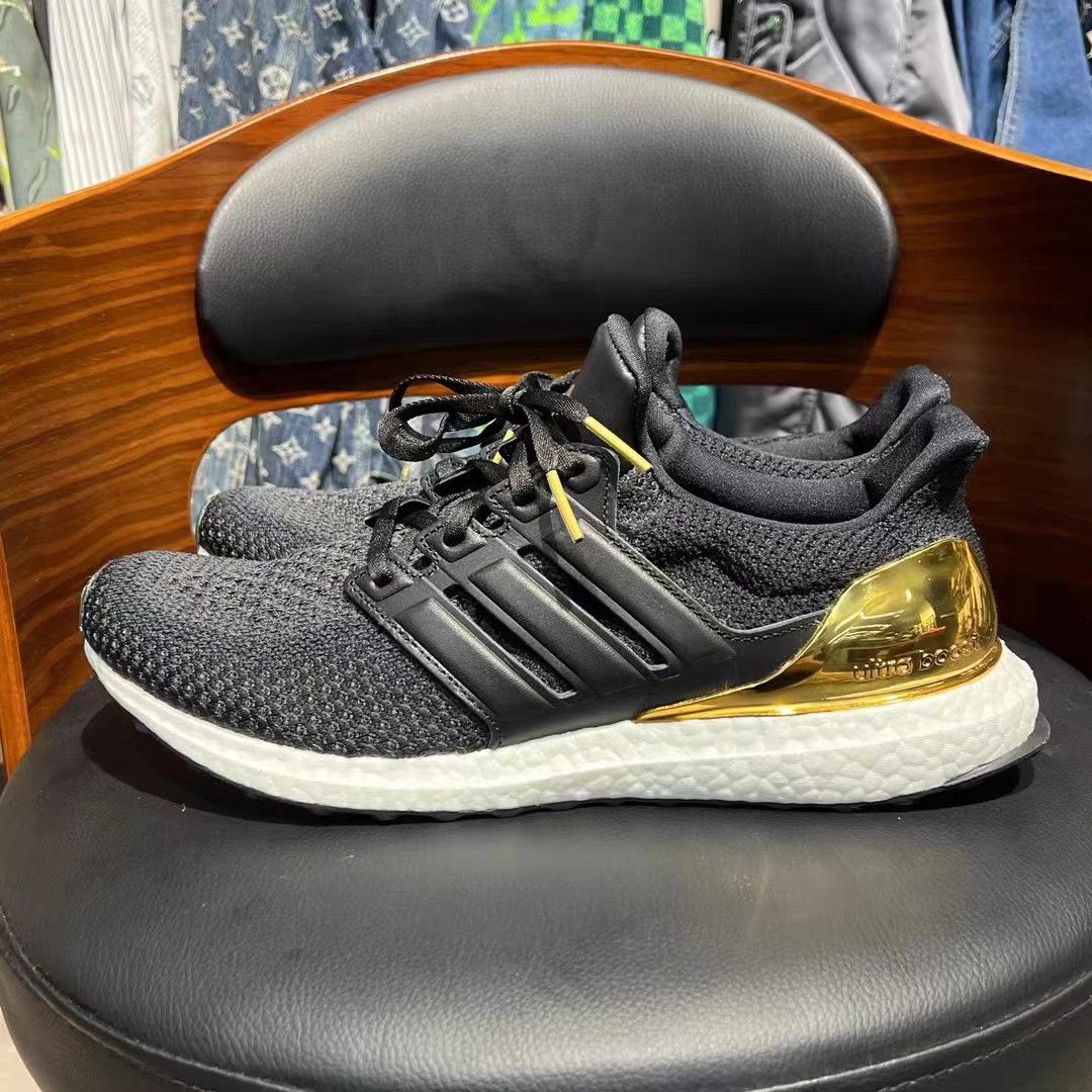 Adidas adidas UltraBoost Medal ULT Gold Medal Sneakers K15 Size US 11.5 / EU 44-45 - 4 Thumbnail