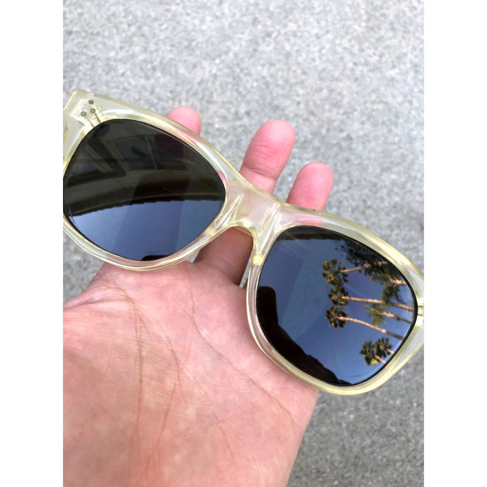 Vintage VTG ITALY DEBS Designer Sunglasses Clear Frames Dark Lenses Unisex Adult Size ONE SIZE - 7 Thumbnail