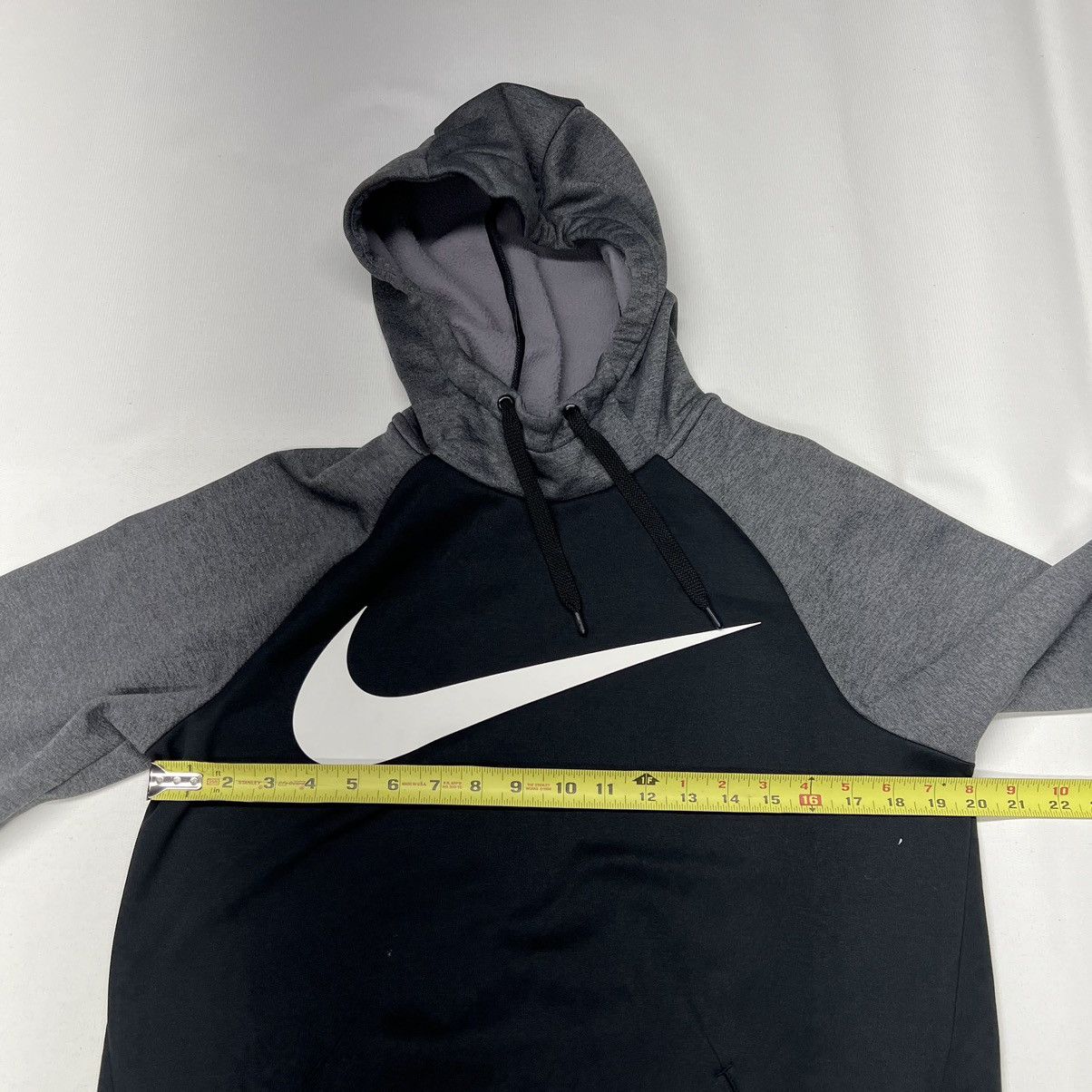 Nike Nike Dri Fit Hoodie Black Sweatshirt Sweater Pullover Fleece Size US S / EU 44-46 / 1 - 17 Thumbnail