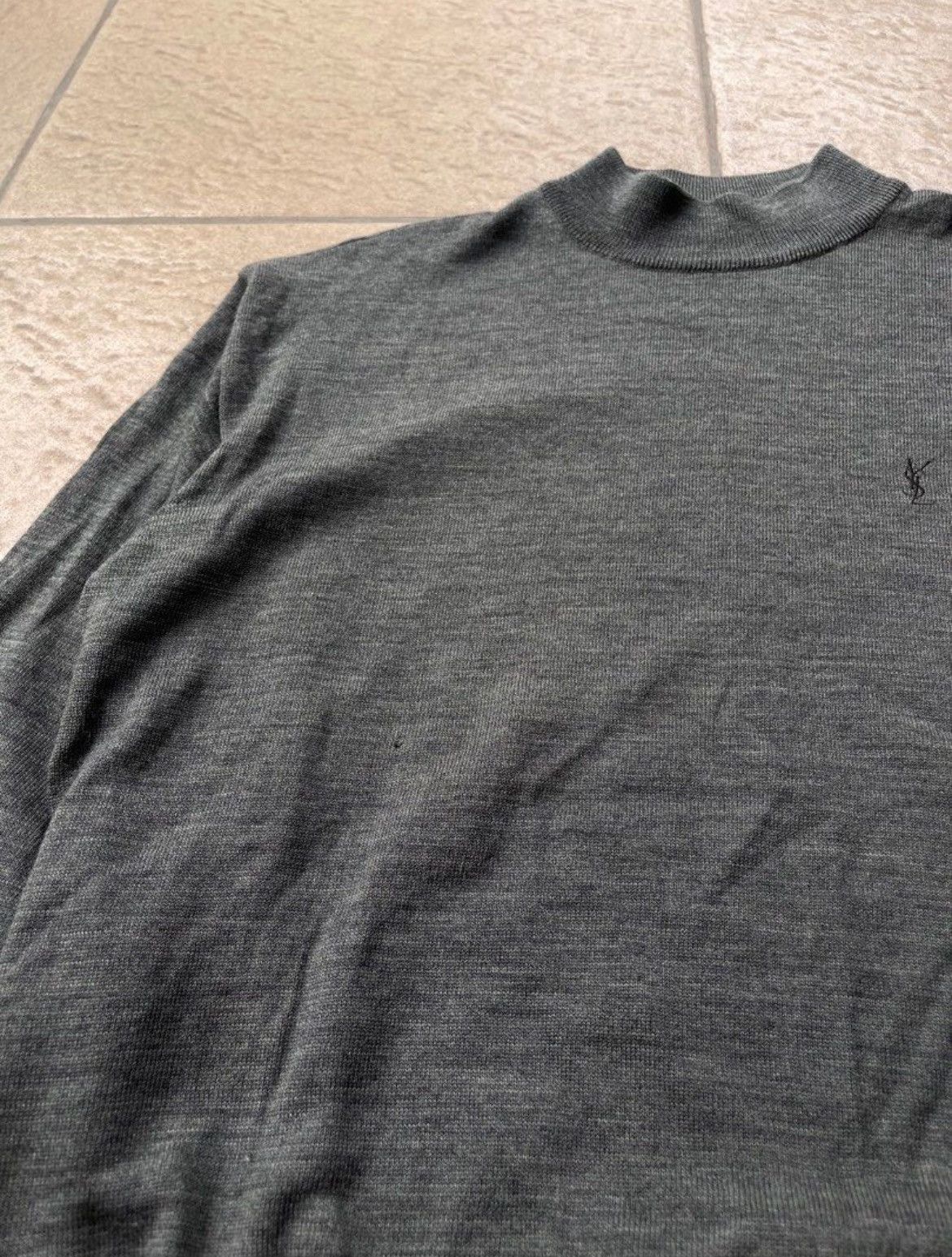 Yves Saint Laurent Yves Saint Laurent YSL Sweatshirt Size US M / EU 48-50 / 2 - 3 Thumbnail